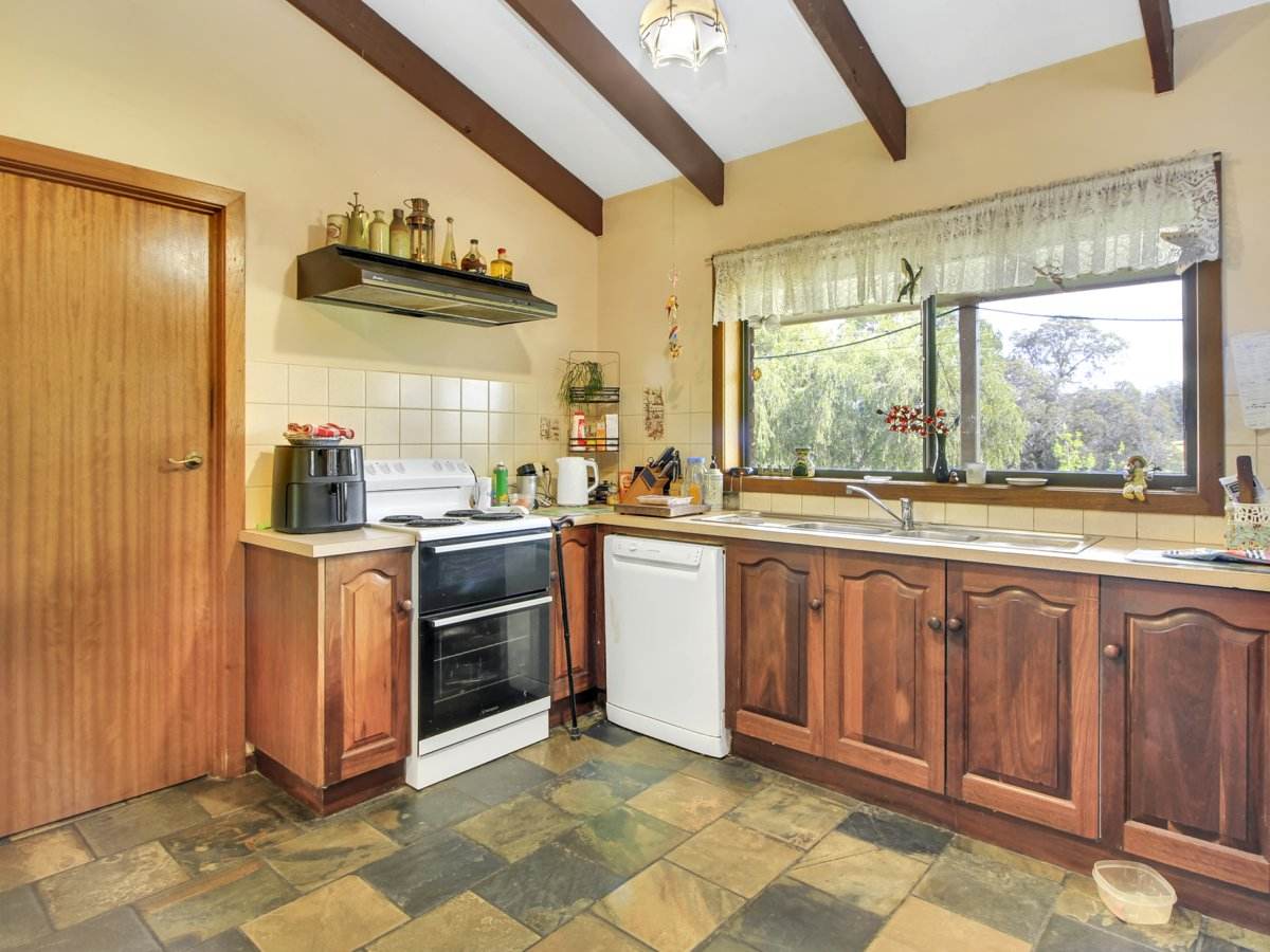 59 Bethross Drive, Tambo Upper For Sale by Farmbuy.com - image 6