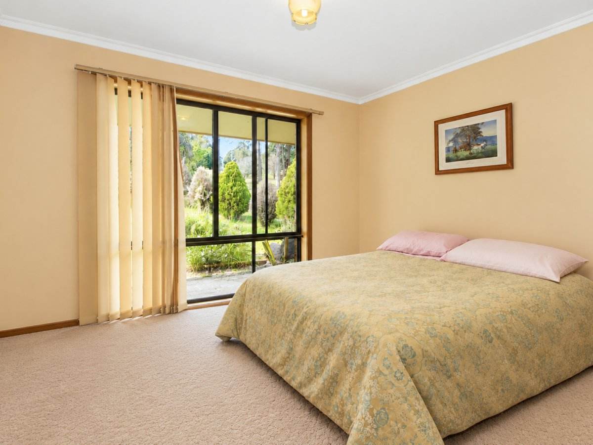 59 Bethross Drive, Tambo Upper For Sale by Farmbuy.com - image 11