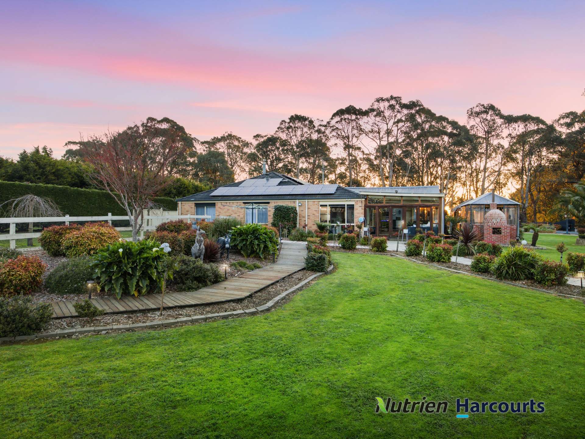 46 Kings Road, Kinglake West For Sale by Farmbuy.com - image 22