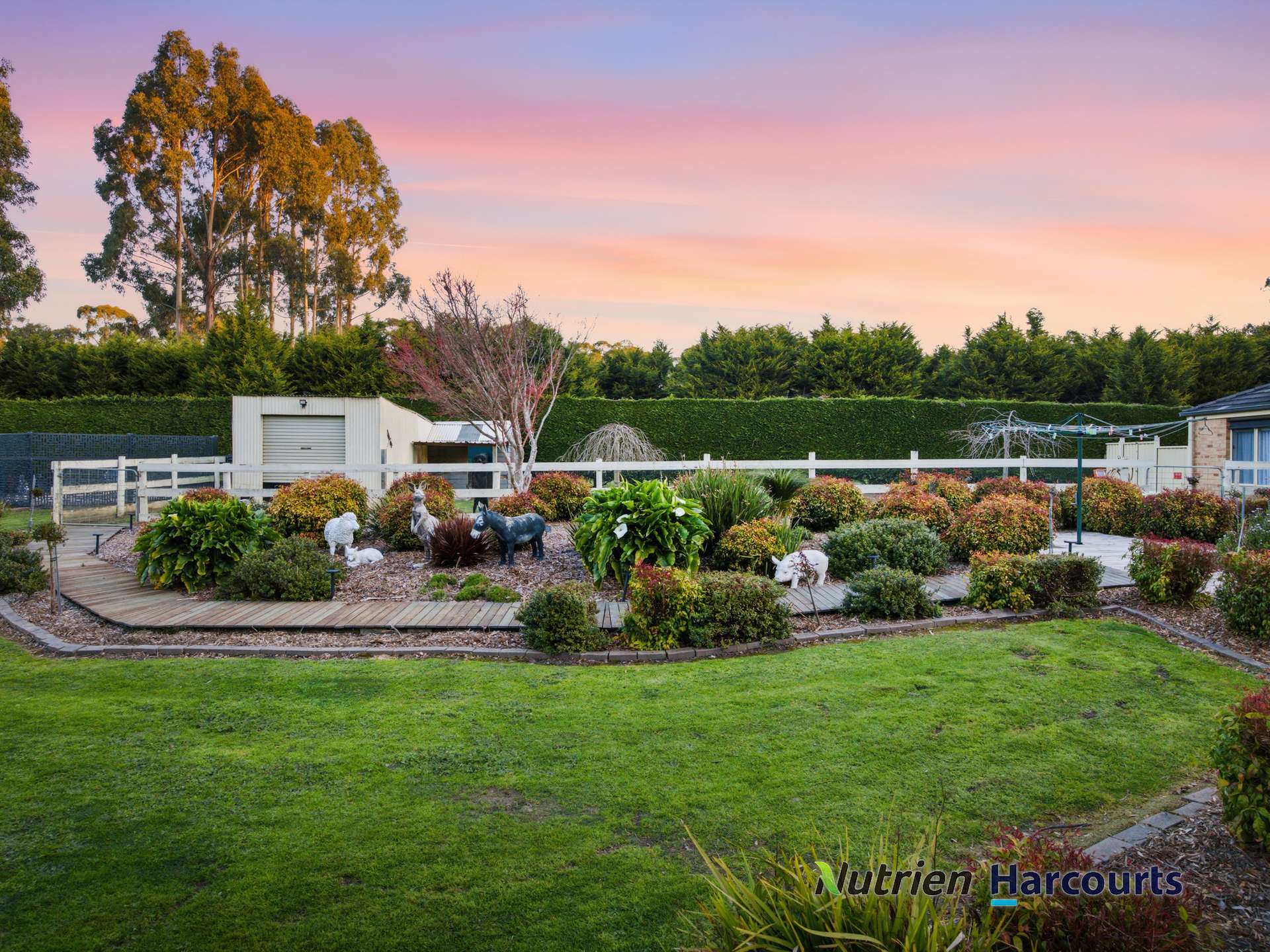 46 Kings Road, Kinglake West For Sale by Farmbuy.com - image 20