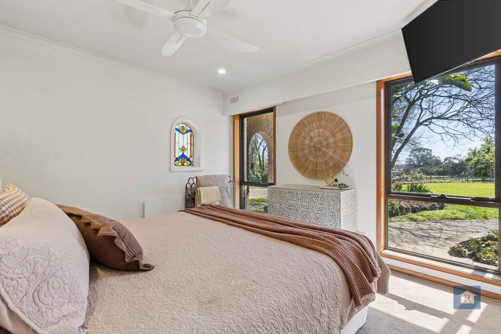 320 Armstrong Street, Elliminyt For Sale by Farmbuy.com - image 8