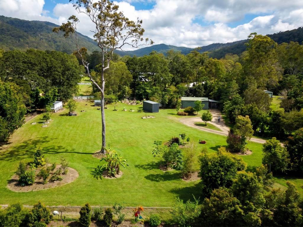 35 Carrington Road, Carrington QLD 4883