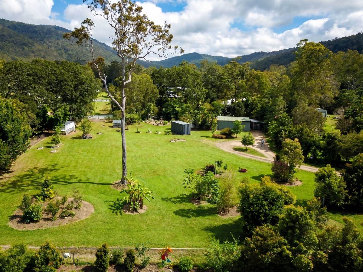 35 Carrington Road, Carrington For Sale by Farmbuy.com - image 1