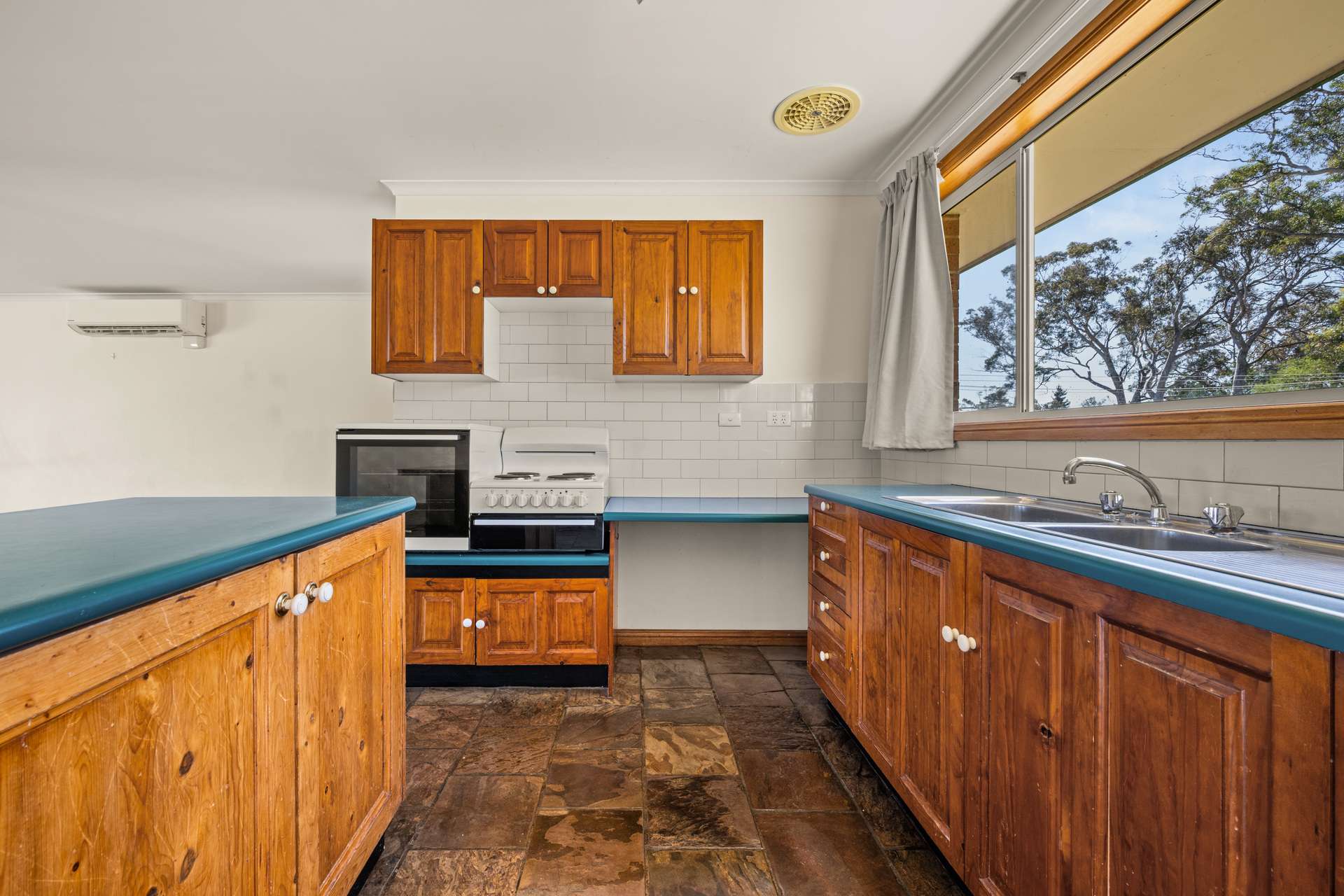 31 Reedy Creek Lane, Manar For Sale by Farmbuy.com - image 8