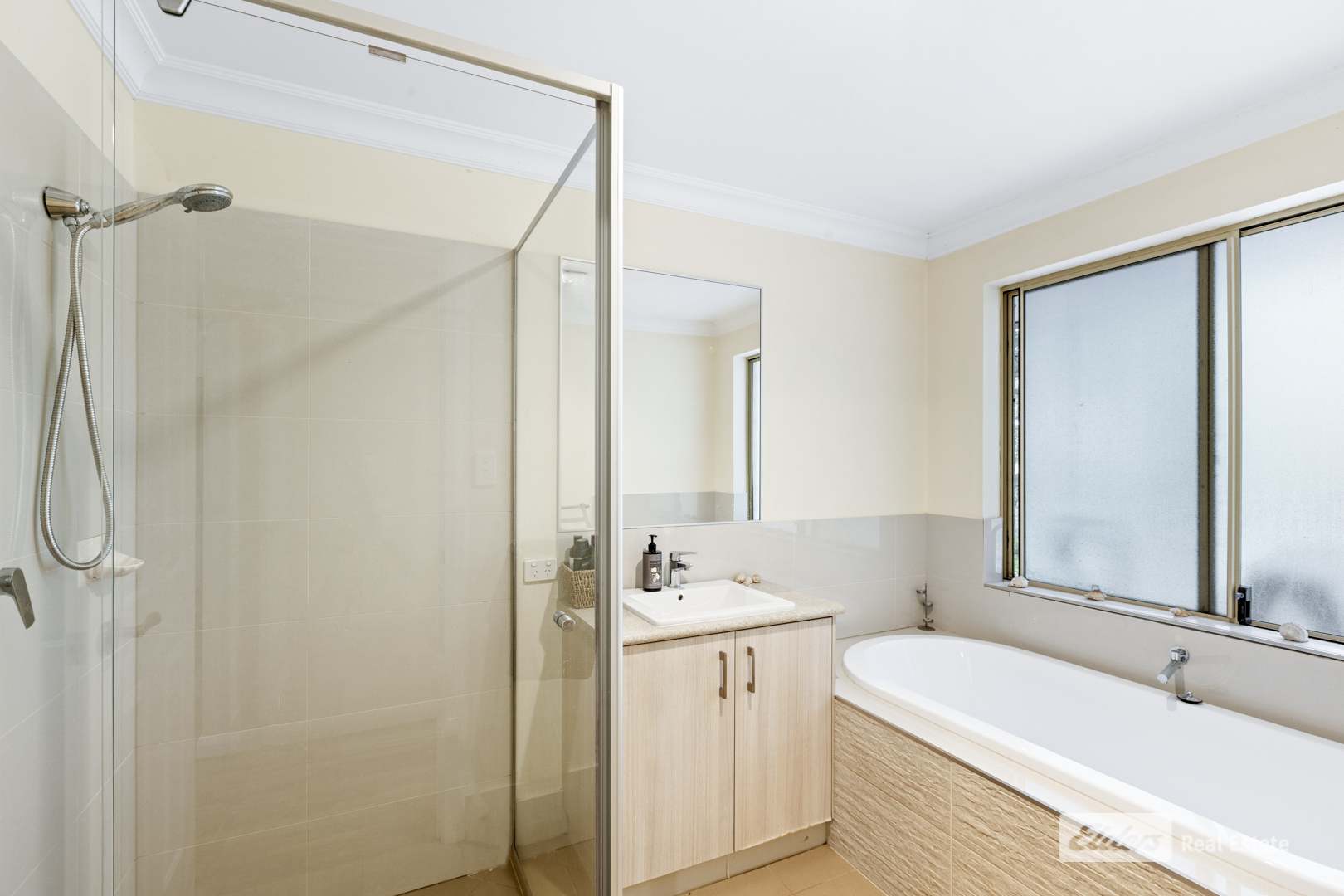 18 Pyungoorup Place, McKail For Sale by Farmbuy.com - image 25