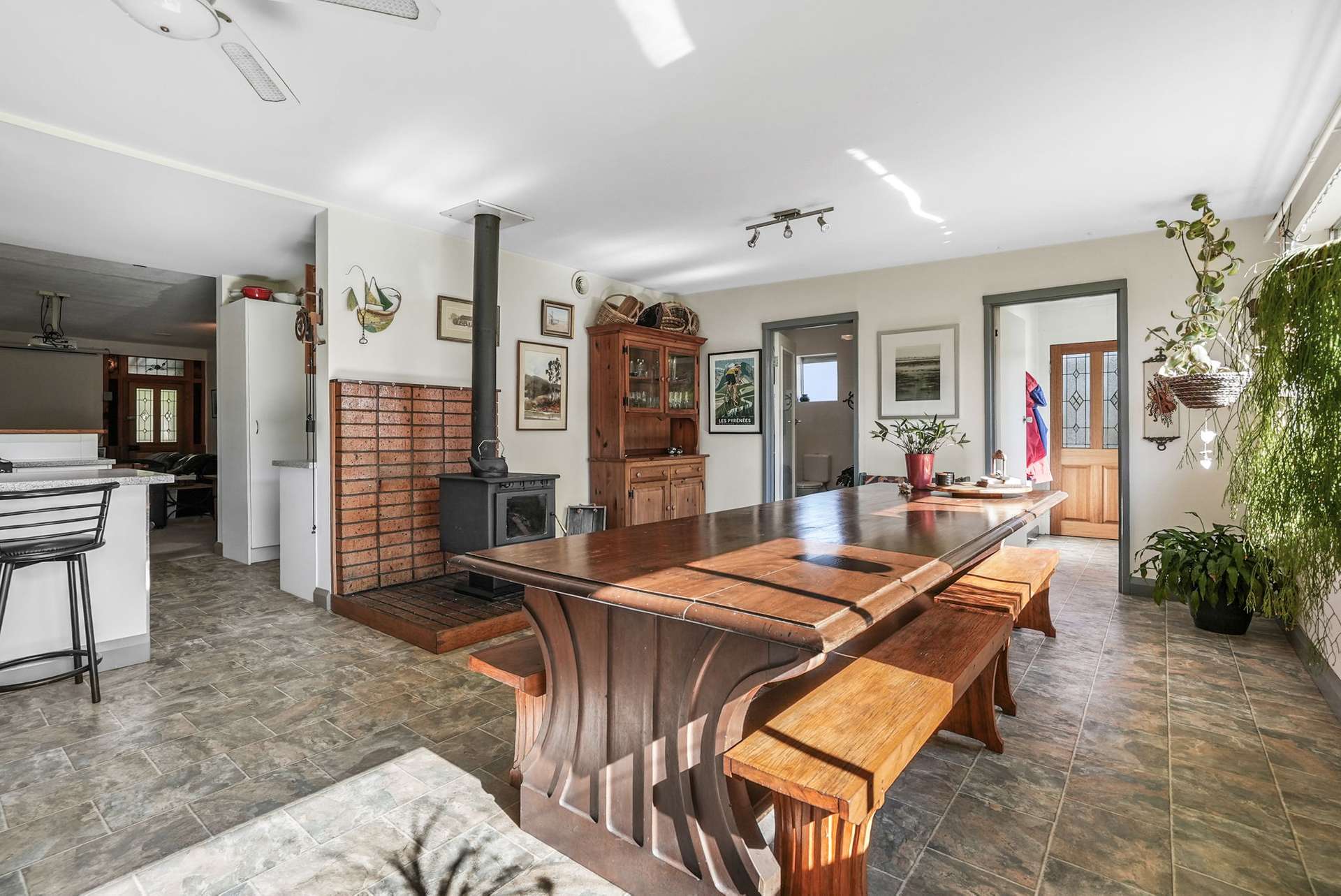 357 Underwood Road, Underwood For Sale by Farmbuy.com - image 4