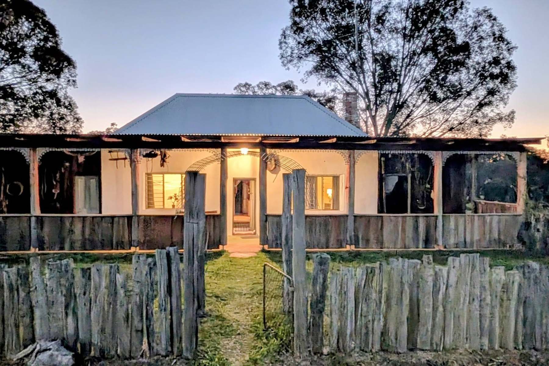 706 Orange Springs Road, Orange Springs, Gingin For Sale by Farmbuy.com - image 1