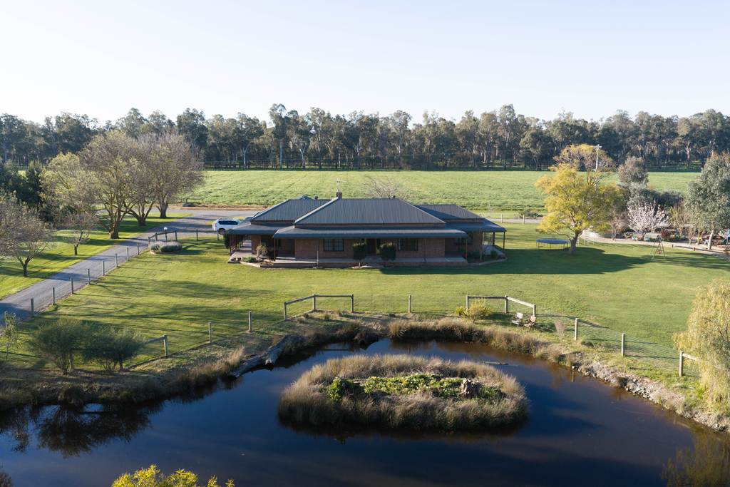 220 Bridge Road, Toolamba VIC 3614