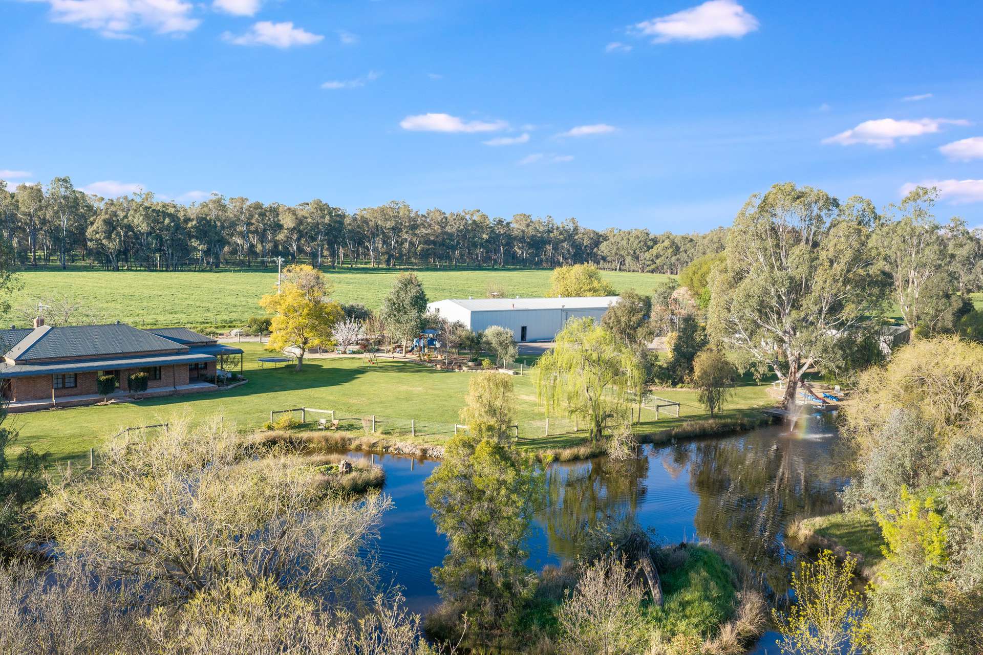 220 Bridge Road, Toolamba Auction by Farmbuy.com - image 2