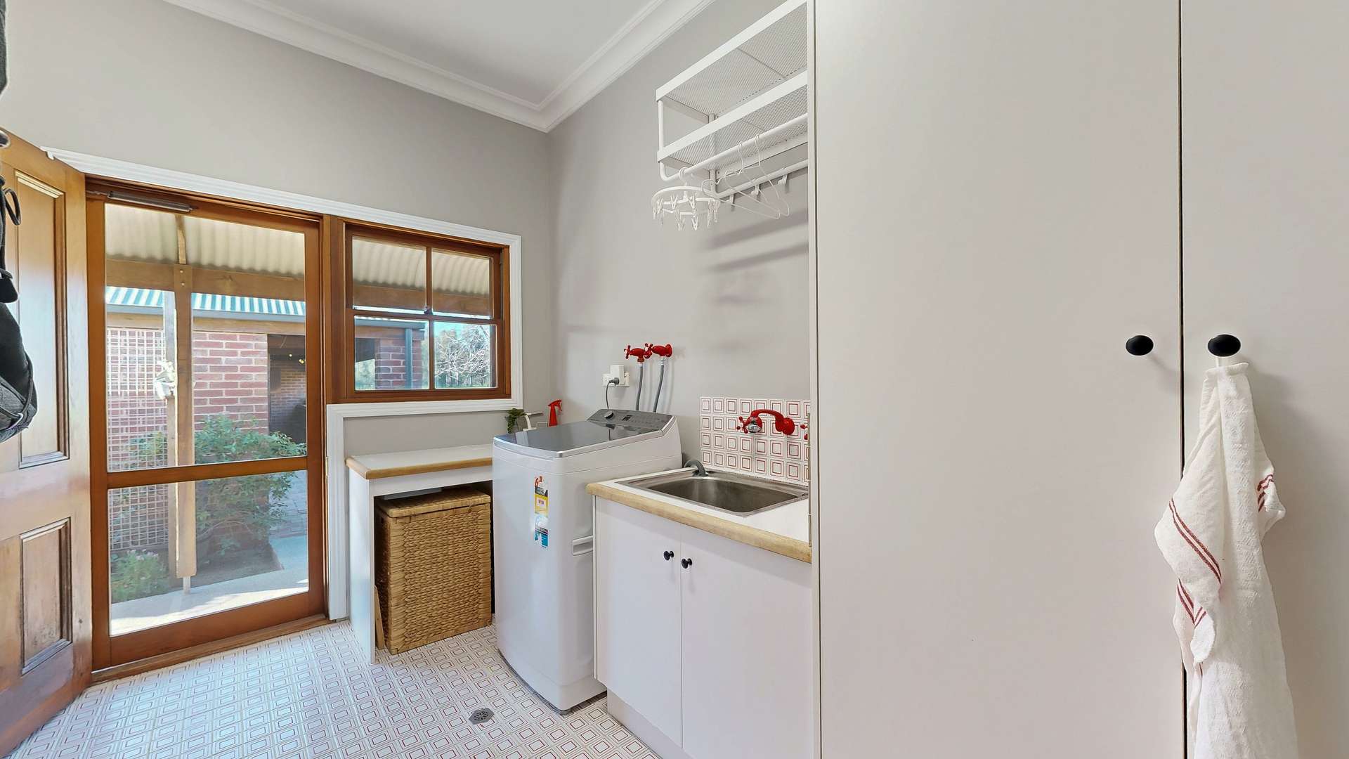 220 Bridge Road, Toolamba Auction by Farmbuy.com - image 17