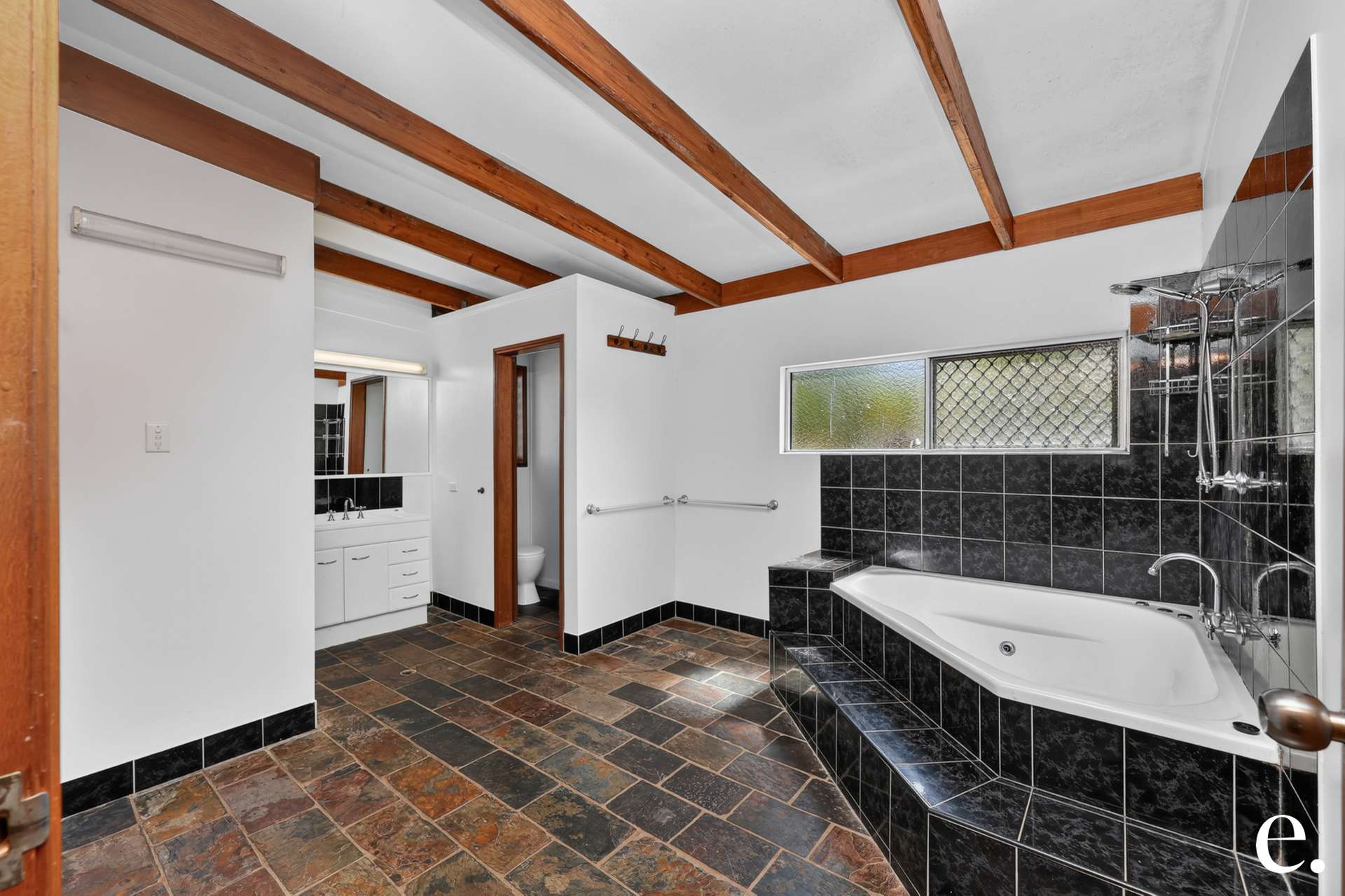 3391 Emu Park Road, Emu Park For Sale by Farmbuy.com - image 10