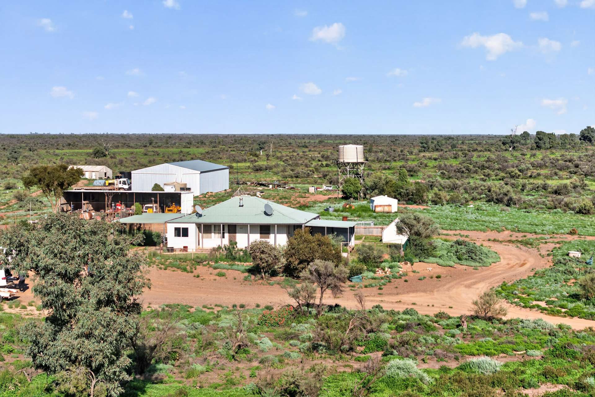 Outback Highway, Parachilna For Sale by Farmbuy.com - image 7