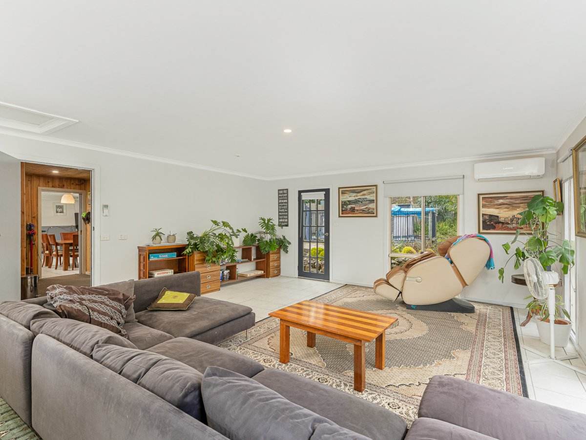 16 Lake Cohen Drive, Kalaru For Sale by Farmbuy.com - image 16