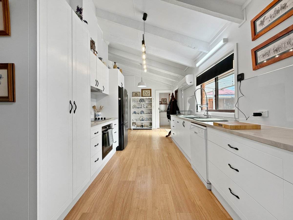 30 Redhill Road, Young For Sale by Farmbuy.com - image 7