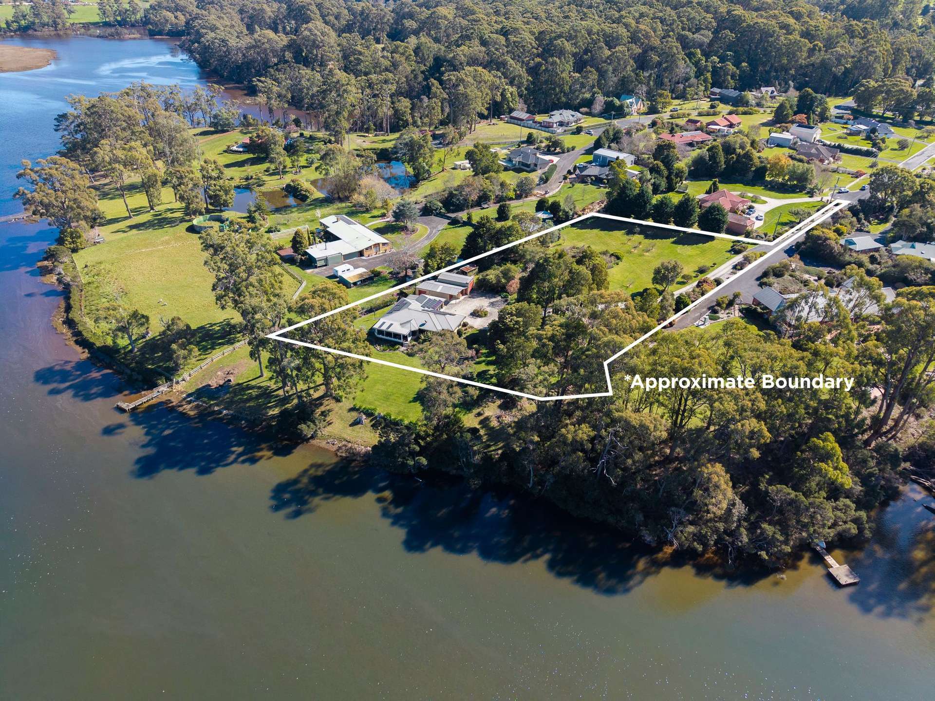 5 Grange Court, West Ulverstone For Sale by Farmbuy.com - image 30