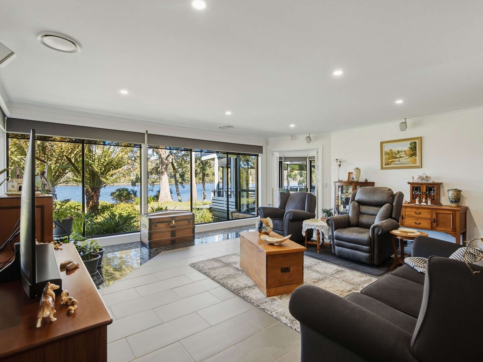 5 Grange Court, West Ulverstone For Sale by Farmbuy.com - image 5