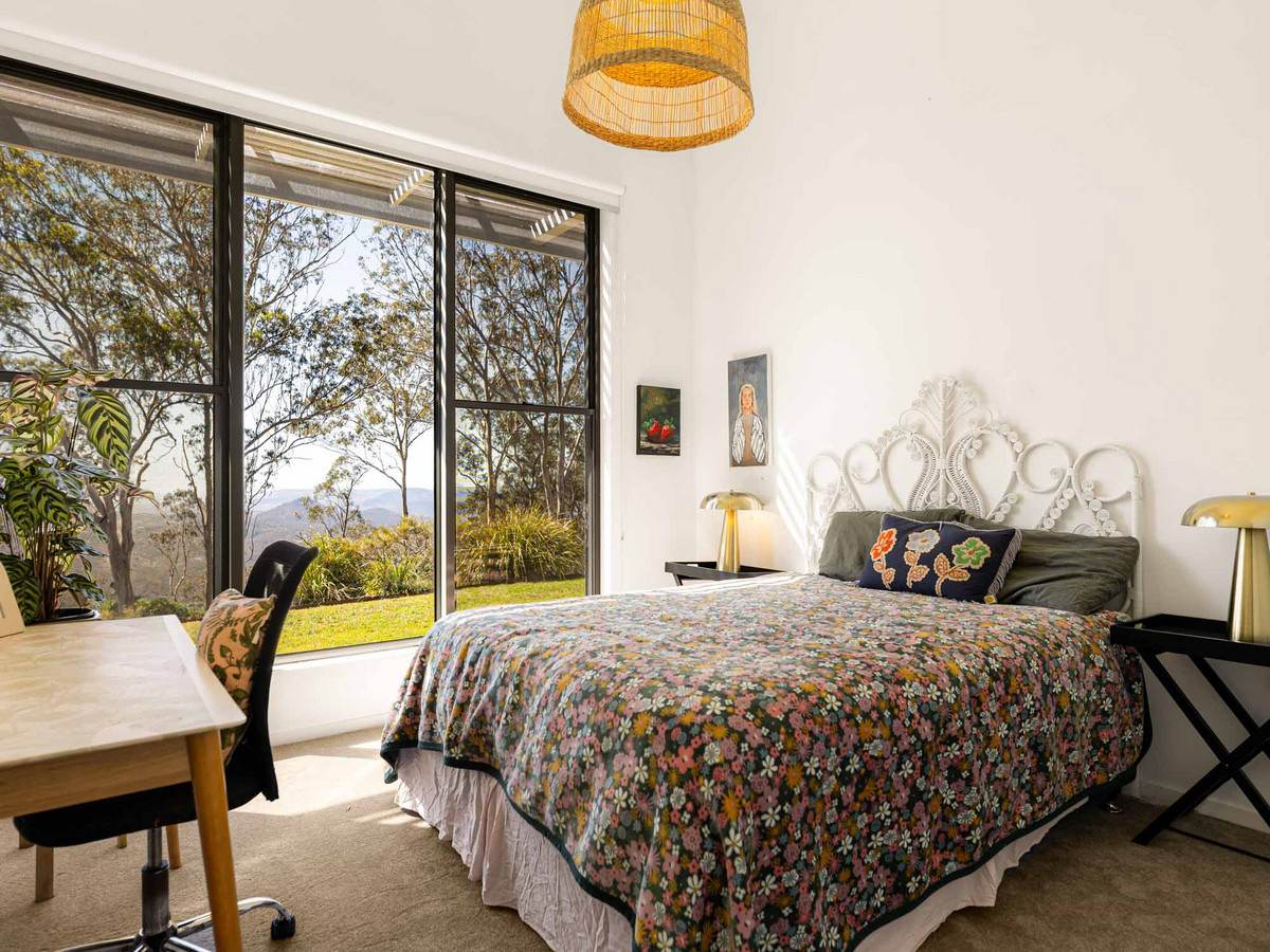 1 Bramwell Street, Middle Ridge For Sale by Farmbuy.com - image 17