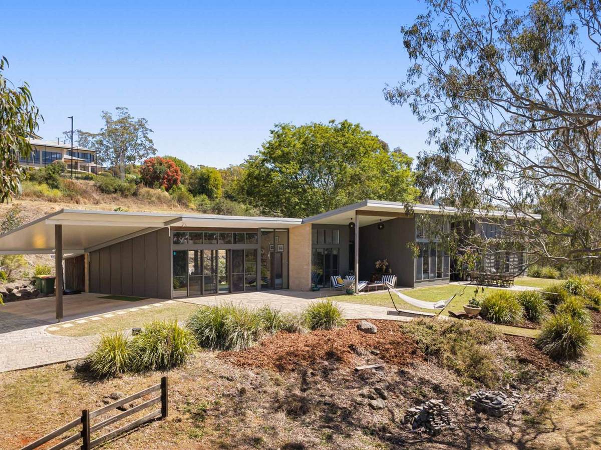 1 Bramwell Street, Middle Ridge For Sale by Farmbuy.com - image 22
