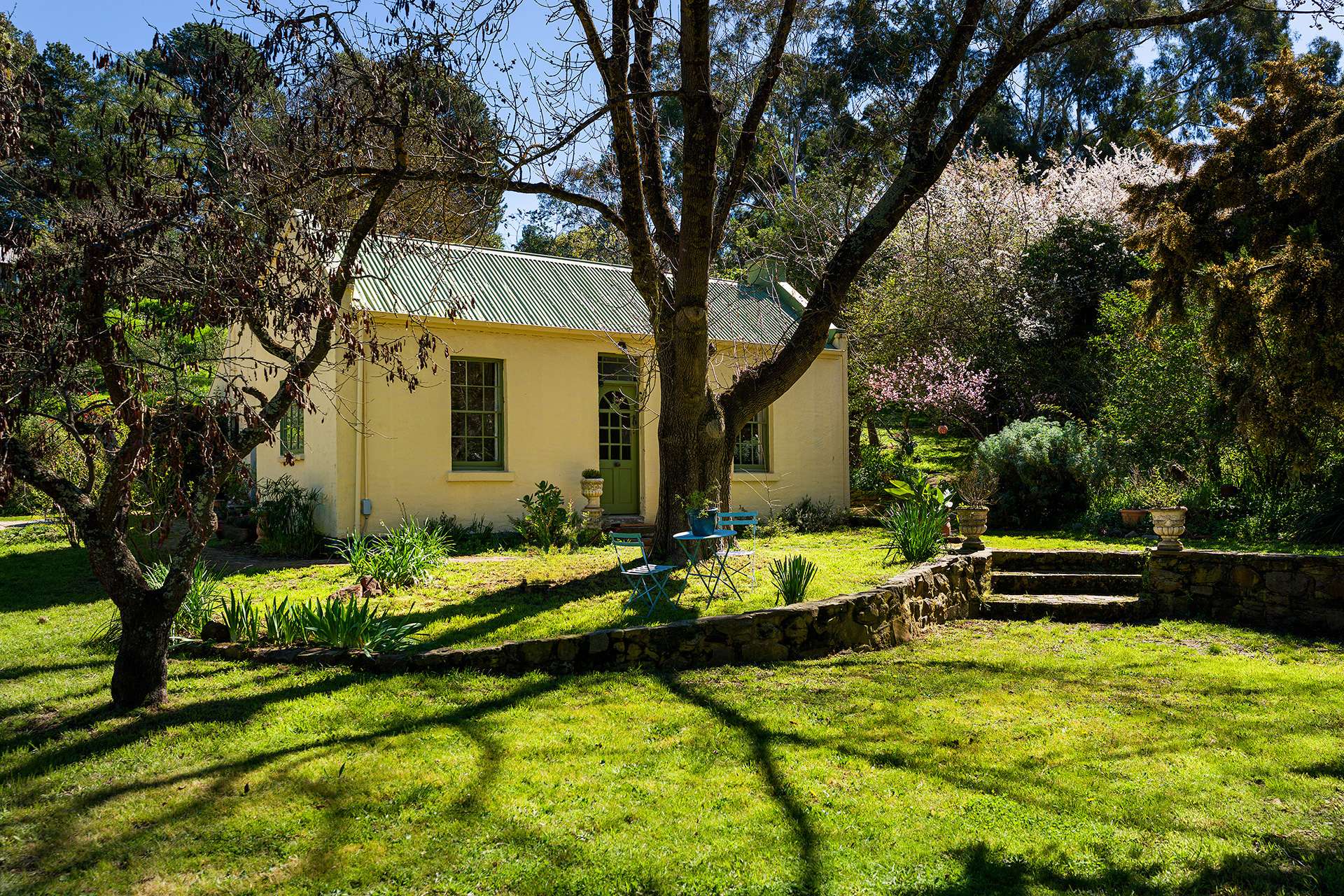 15 Verlin Street, Castlemaine For Sale by Farmbuy.com - image 1