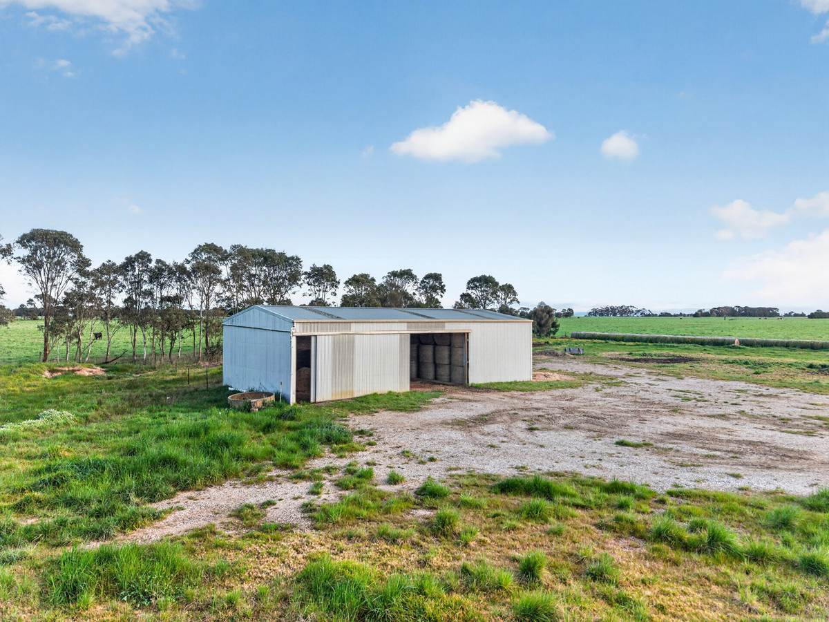 McLarens Road, Kilmany For Sale by Farmbuy.com - image 13