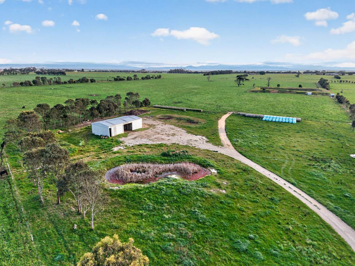 McLarens Road, Kilmany For Sale by Farmbuy.com - image 12