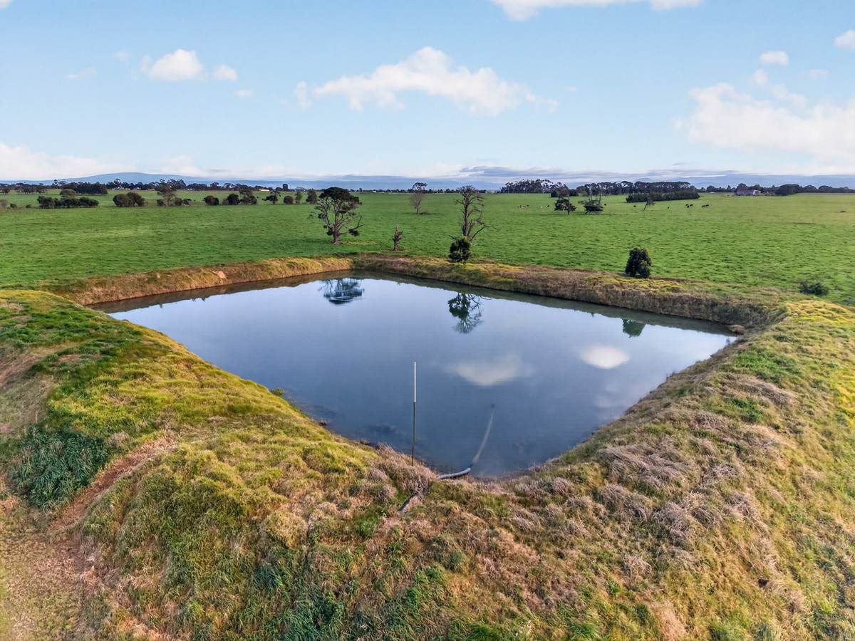 McLarens Road, Kilmany For Sale by Farmbuy.com - image 15