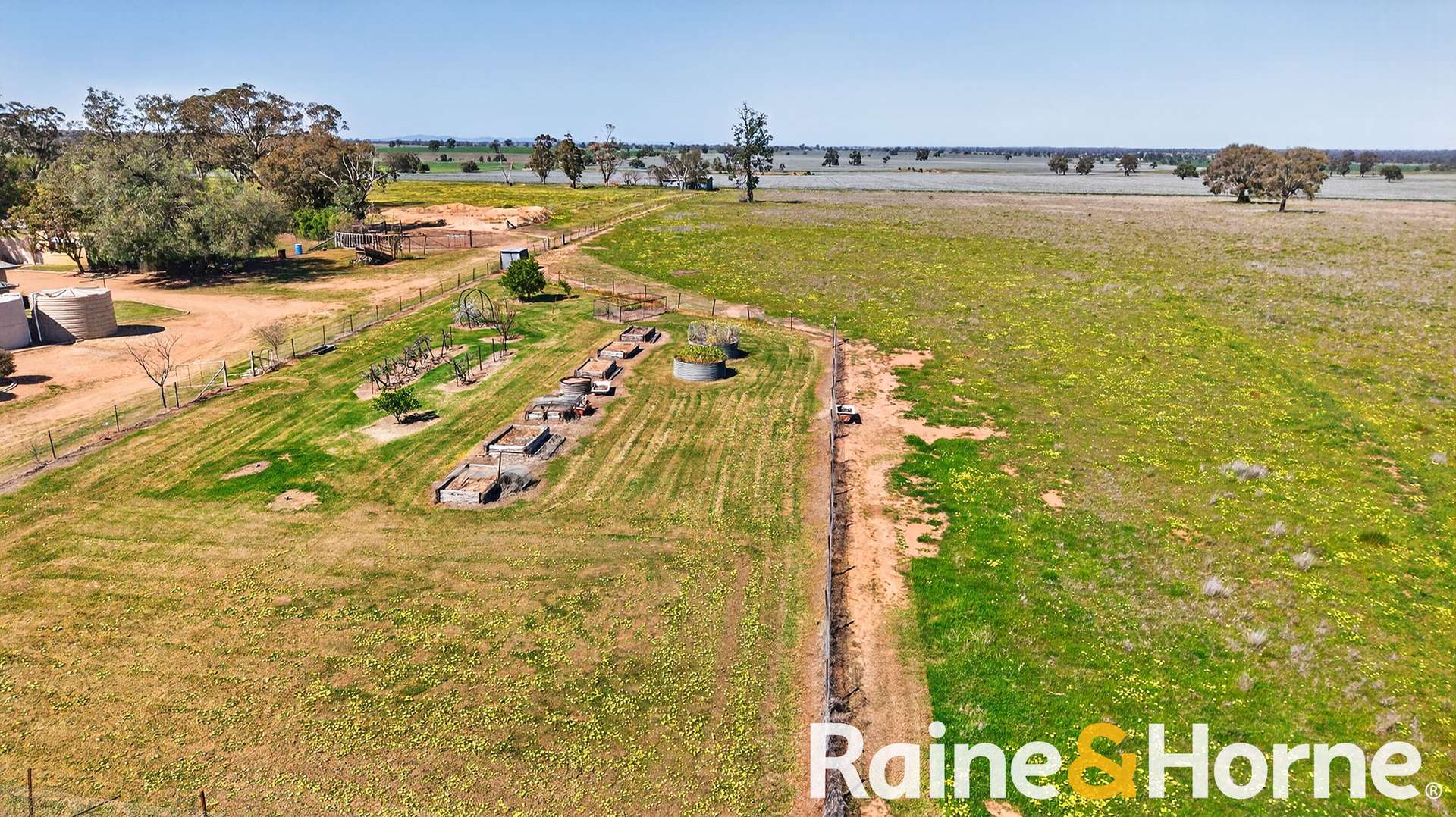 329 Lincoln Lane, Burroway Auction by Farmbuy.com - image 30