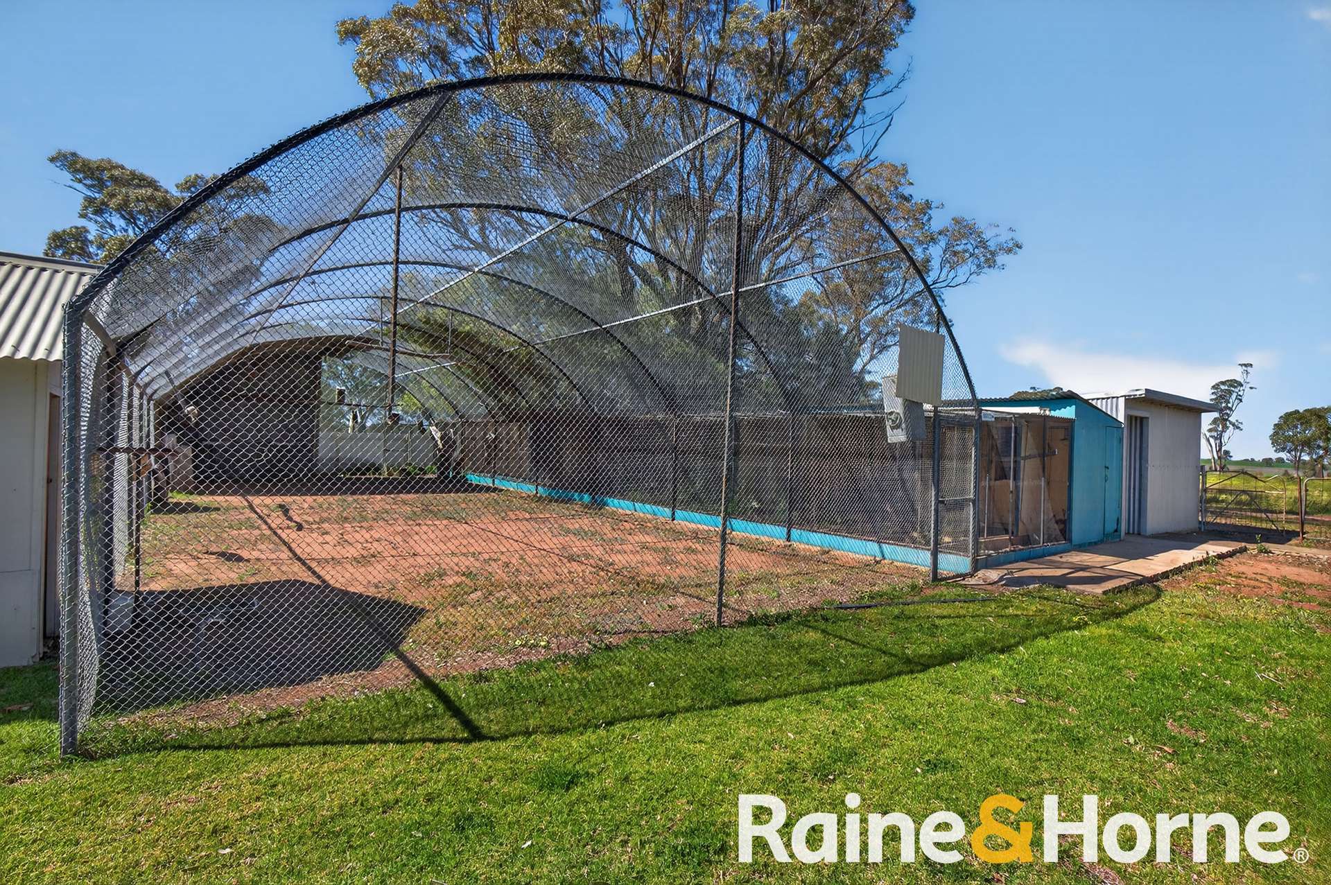 329 Lincoln Lane, Burroway Auction by Farmbuy.com - image 35