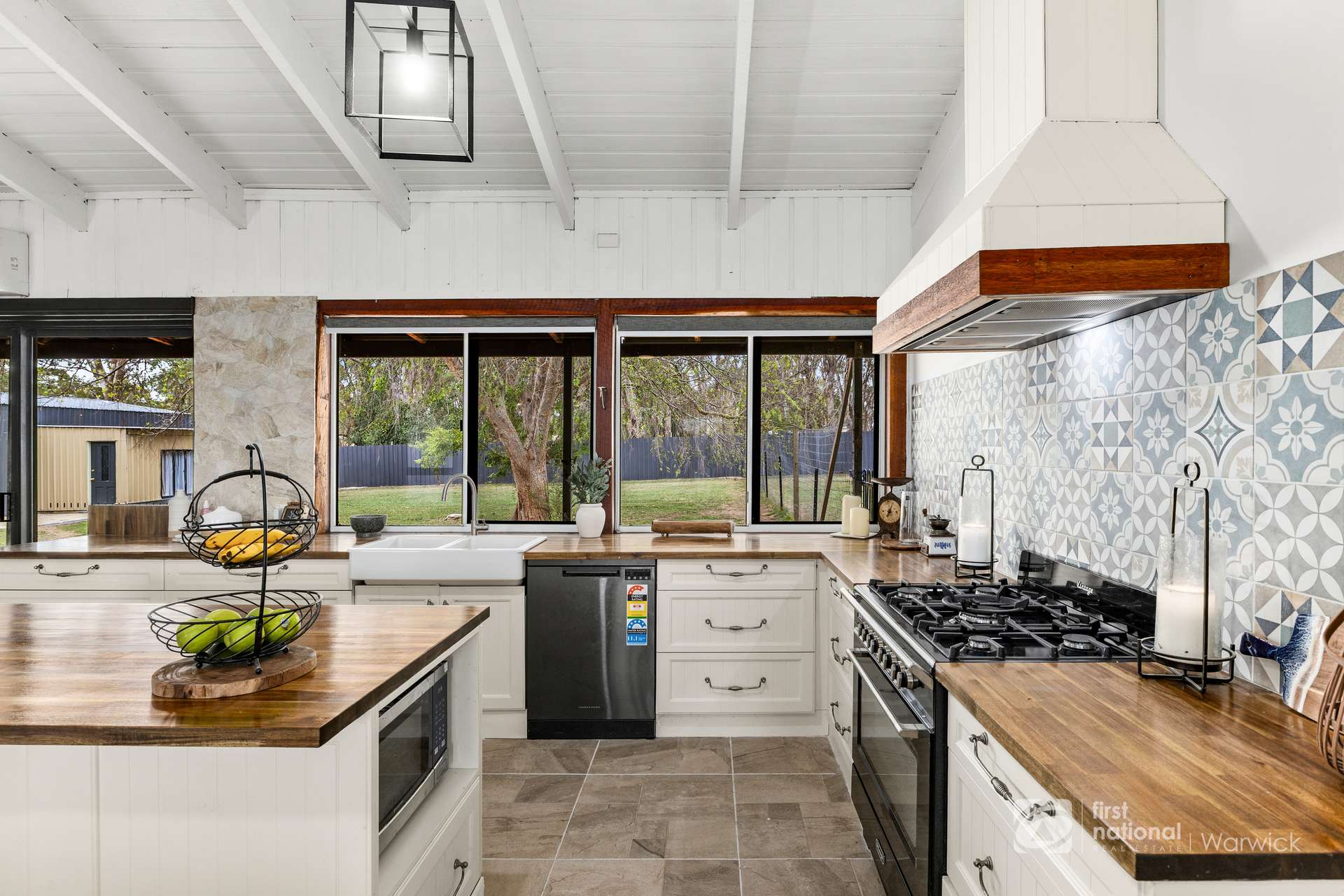 37 Kurrajong Road, Rosenthal Heights For Sale by Farmbuy.com - image 9