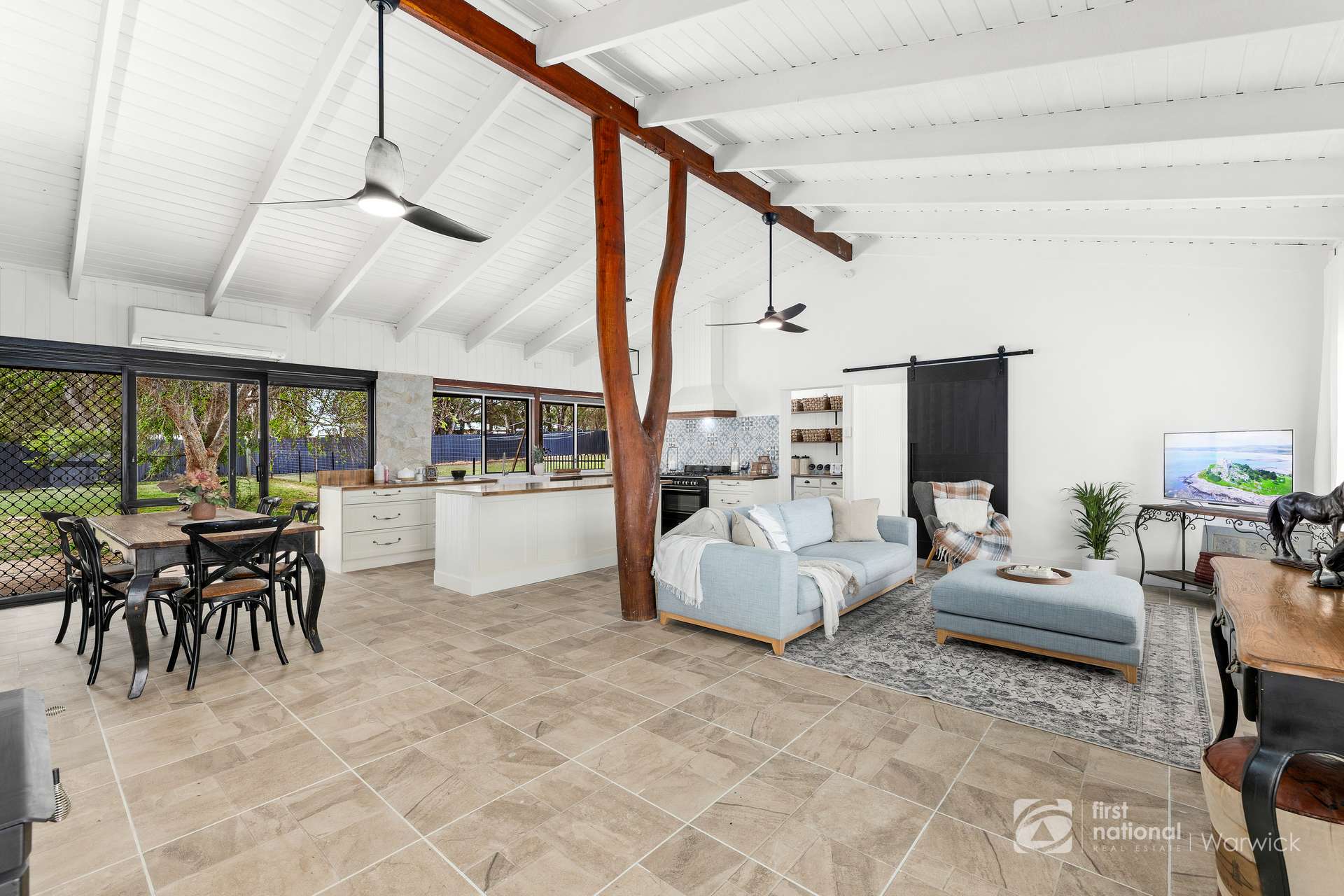 37 Kurrajong Road, Rosenthal Heights For Sale by Farmbuy.com - image 3
