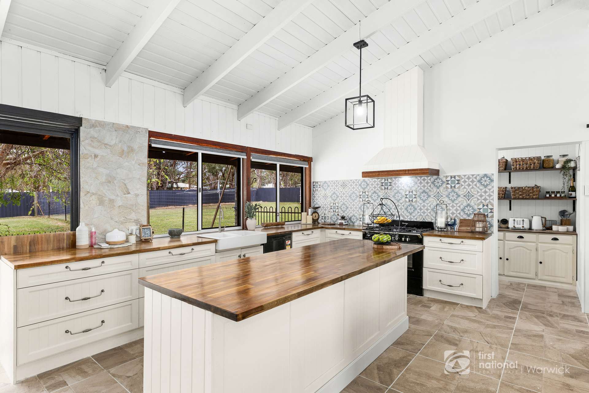 37 Kurrajong Road, Rosenthal Heights For Sale by Farmbuy.com - image 7