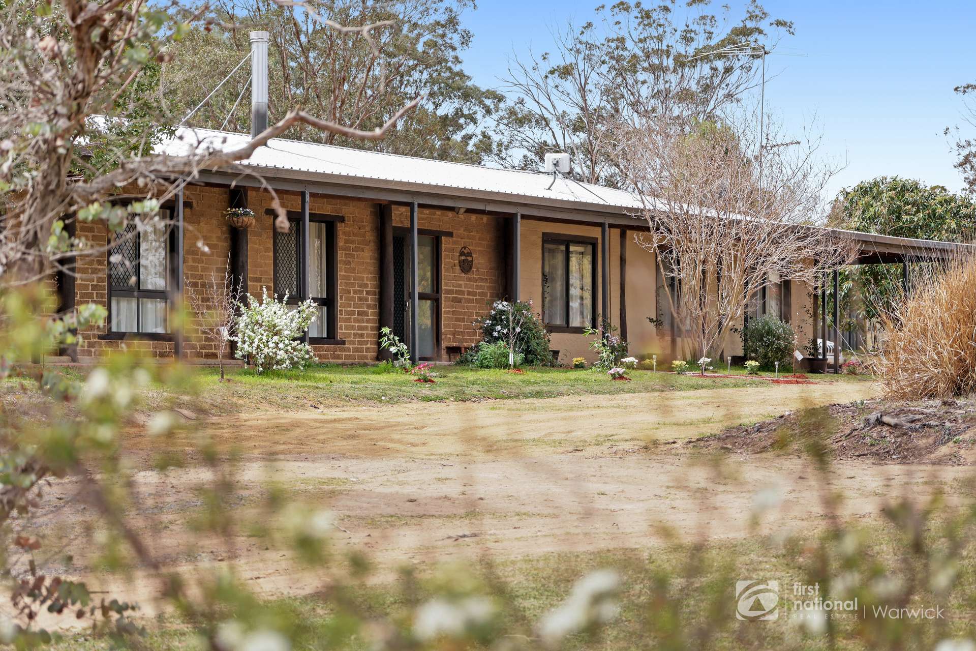 37 Kurrajong Road, Rosenthal Heights For Sale by Farmbuy.com - image 2