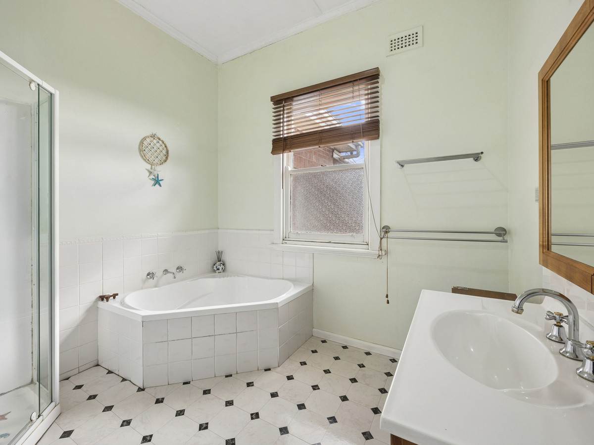 3495 Corangamite Lake Road, Cundare For Sale by Farmbuy.com - image 21