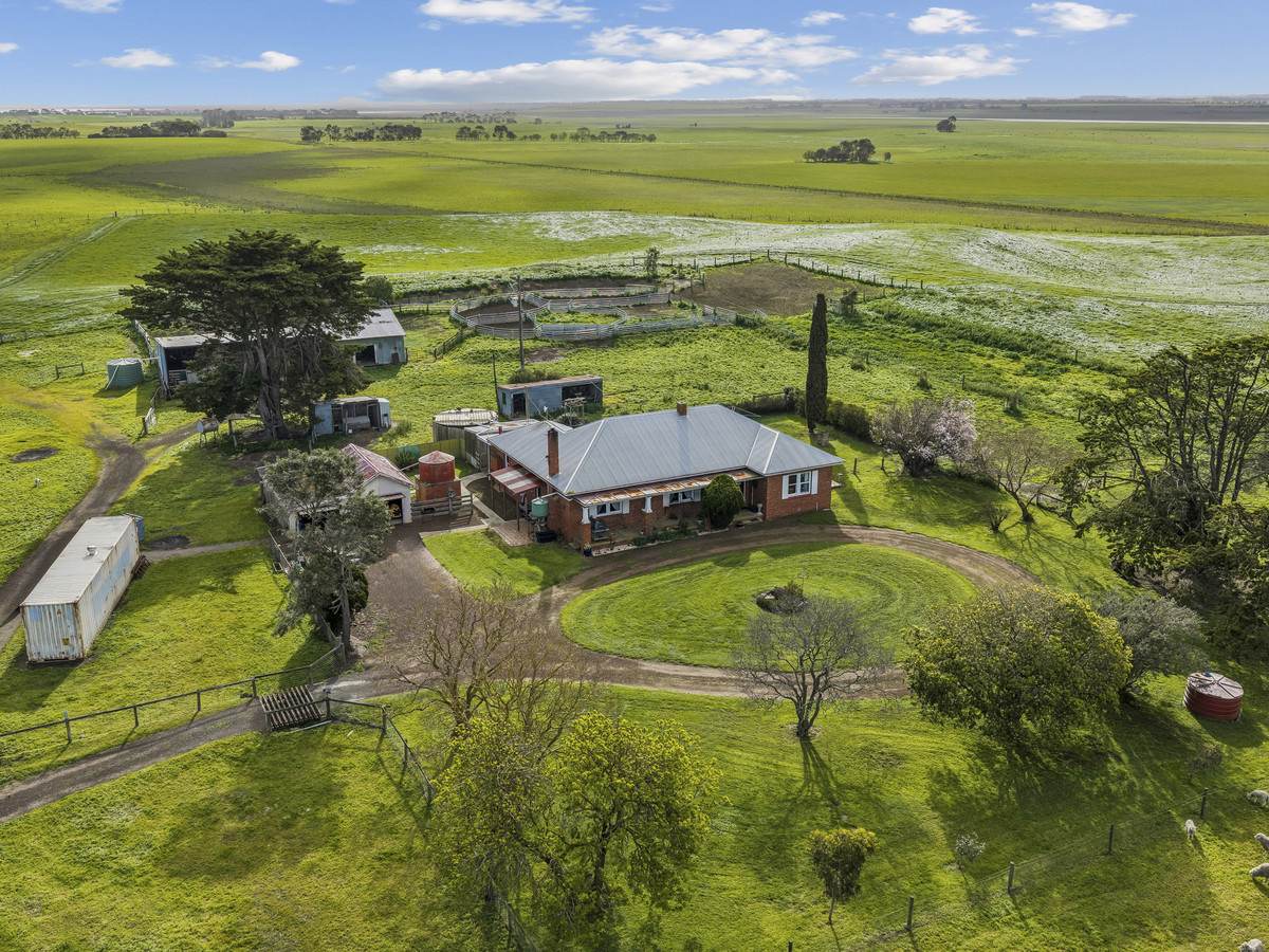 3495 Corangamite Lake Road, Cundare For Sale by Farmbuy.com - image 9