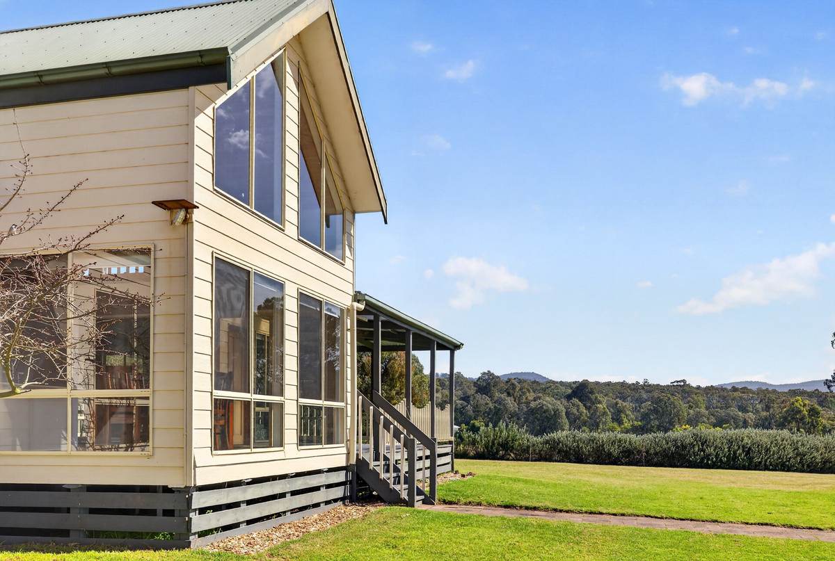 51 Bibaringa Court, Seaton For Sale by Farmbuy.com - image 2