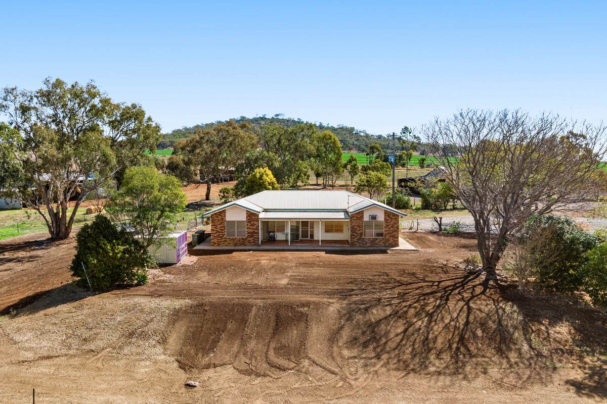 452 Doolan Road, Nobby For Sale by Farmbuy.com - image 4