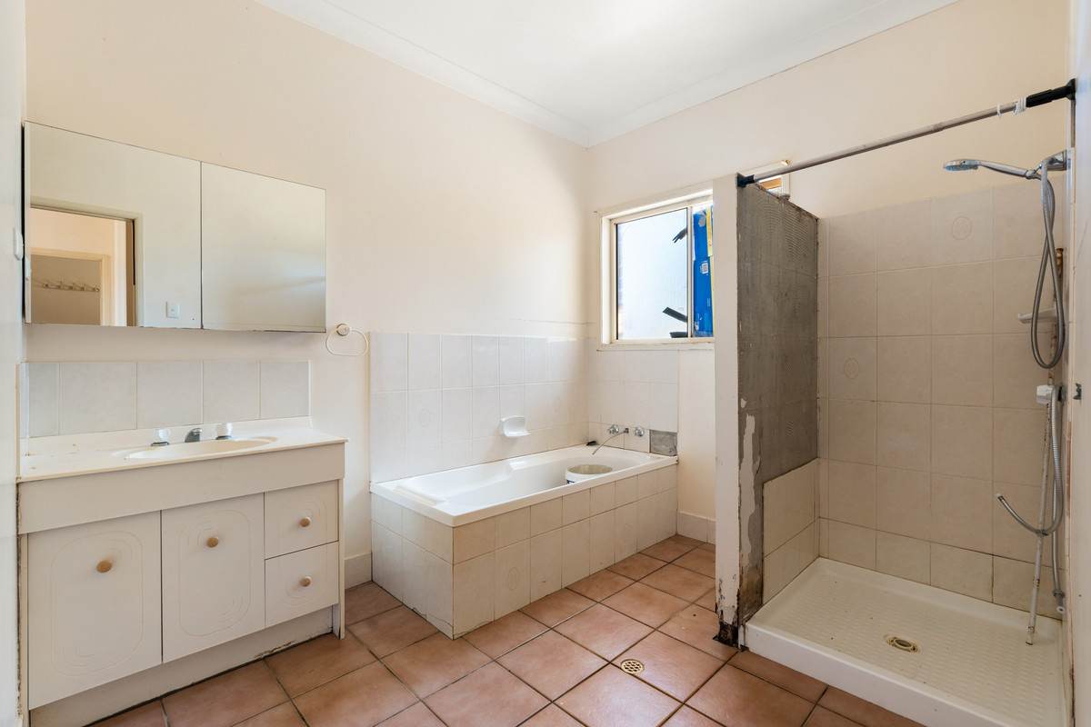 452 Doolan Road, Nobby For Sale by Farmbuy.com - image 12