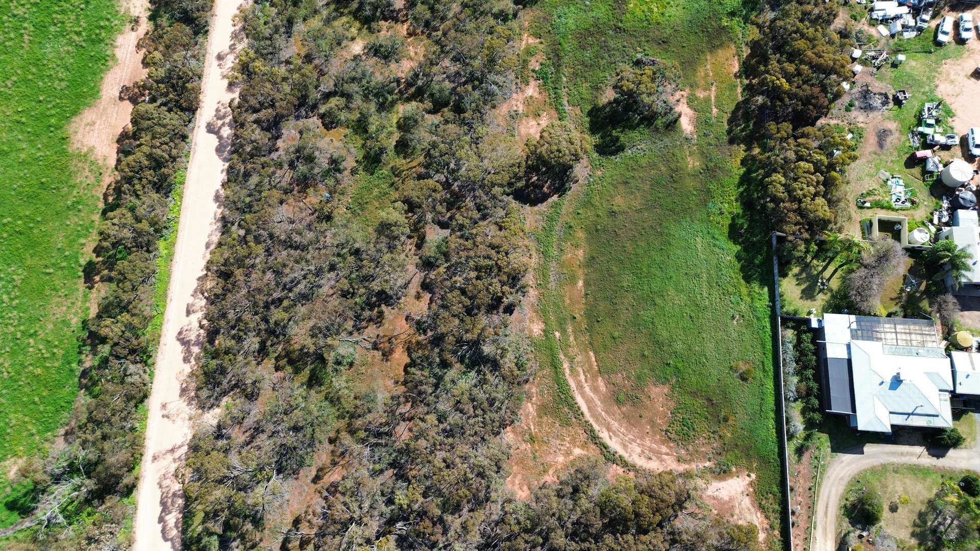54 Sharrock Street, Murrayville For Sale by Farmbuy.com - image 2