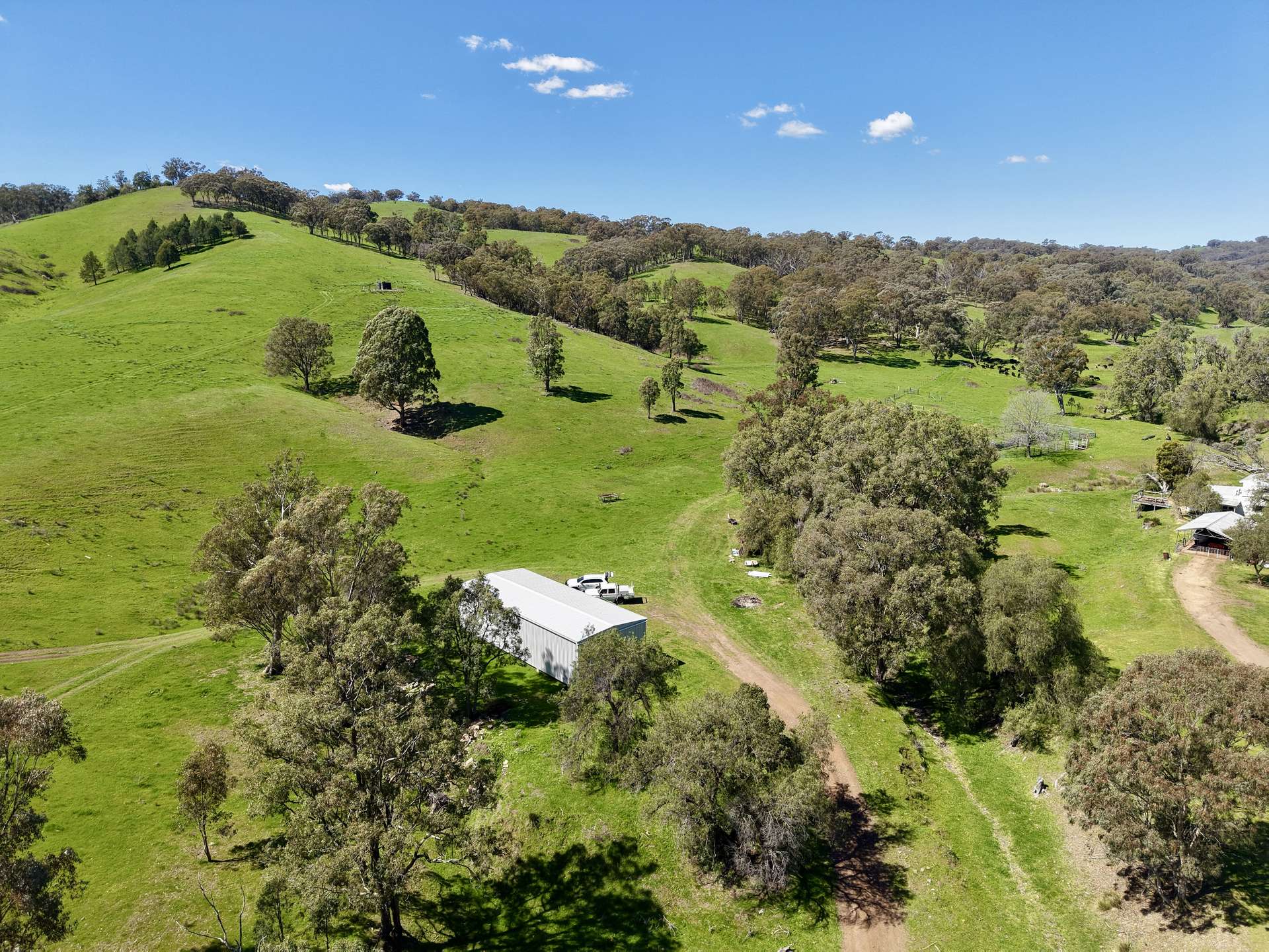 "Dulverton" & "Yeramba" Fullers Lane, Wallabadah For Sale by Farmbuy.com - image 19