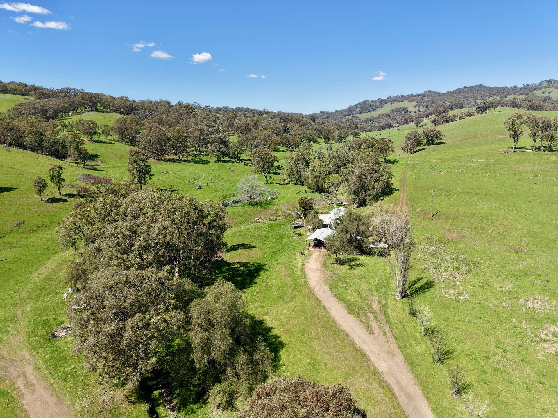 "Dulverton" & "Yeramba" Fullers Lane, Wallabadah For Sale by Farmbuy.com - image 6