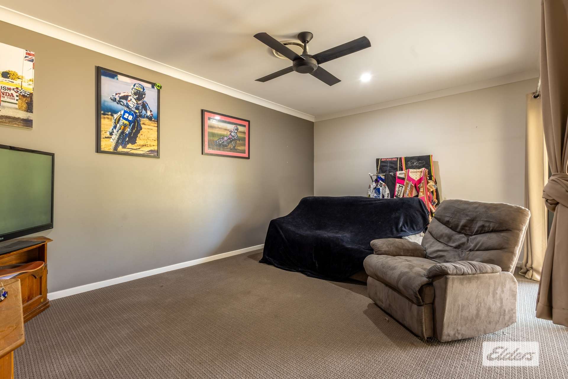 84 Fairway Drive, Kensington Grove For Sale by Farmbuy.com - image 5