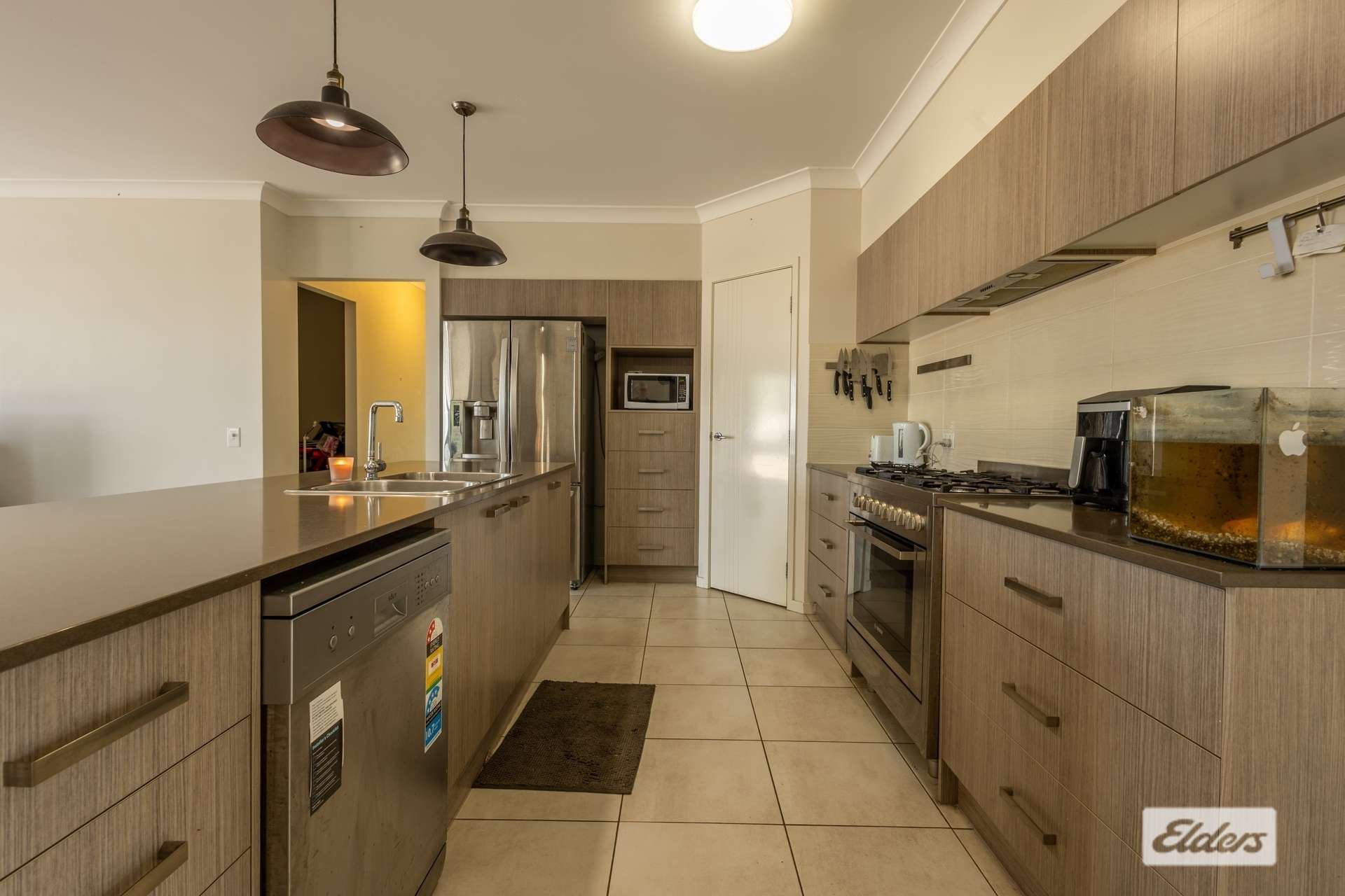 84 Fairway Drive, Kensington Grove For Sale by Farmbuy.com - image 3