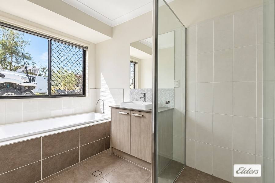 84 Fairway Drive, Kensington Grove For Sale by Farmbuy.com - image 11