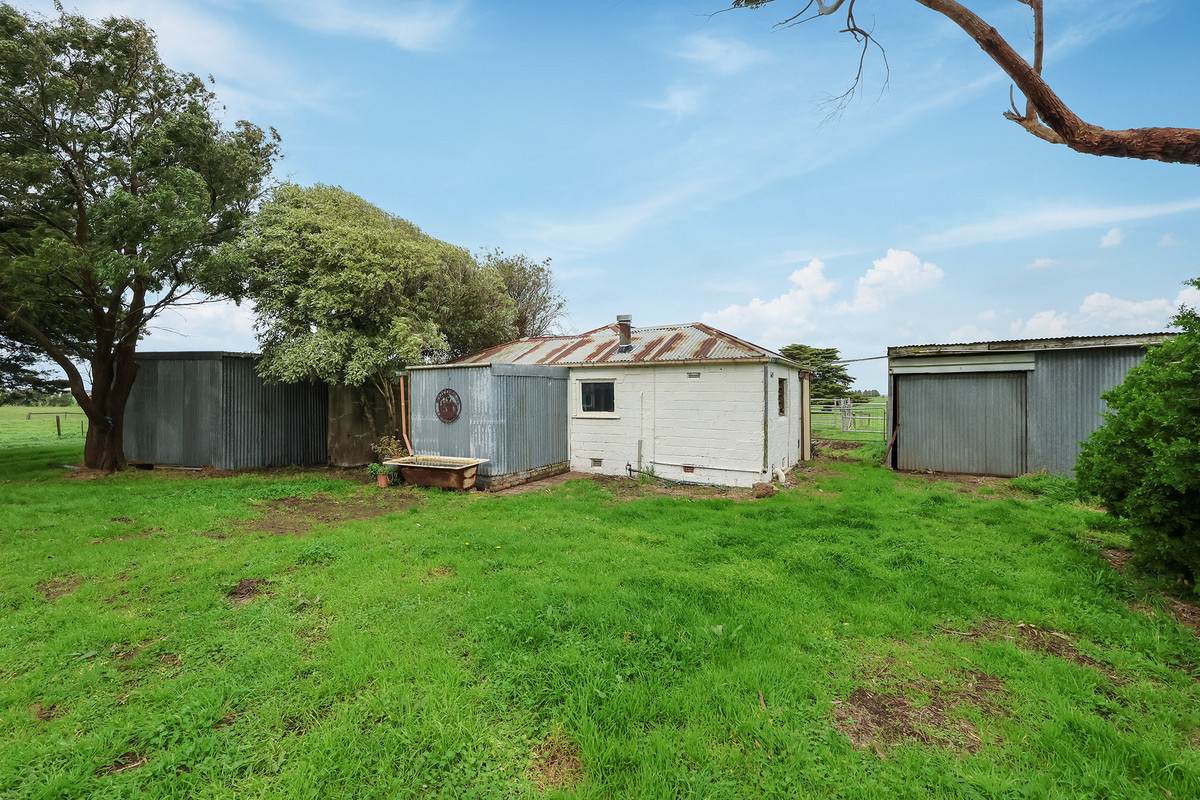 1472 Hopkins Highway, Purnim For Sale by Farmbuy.com - image 16