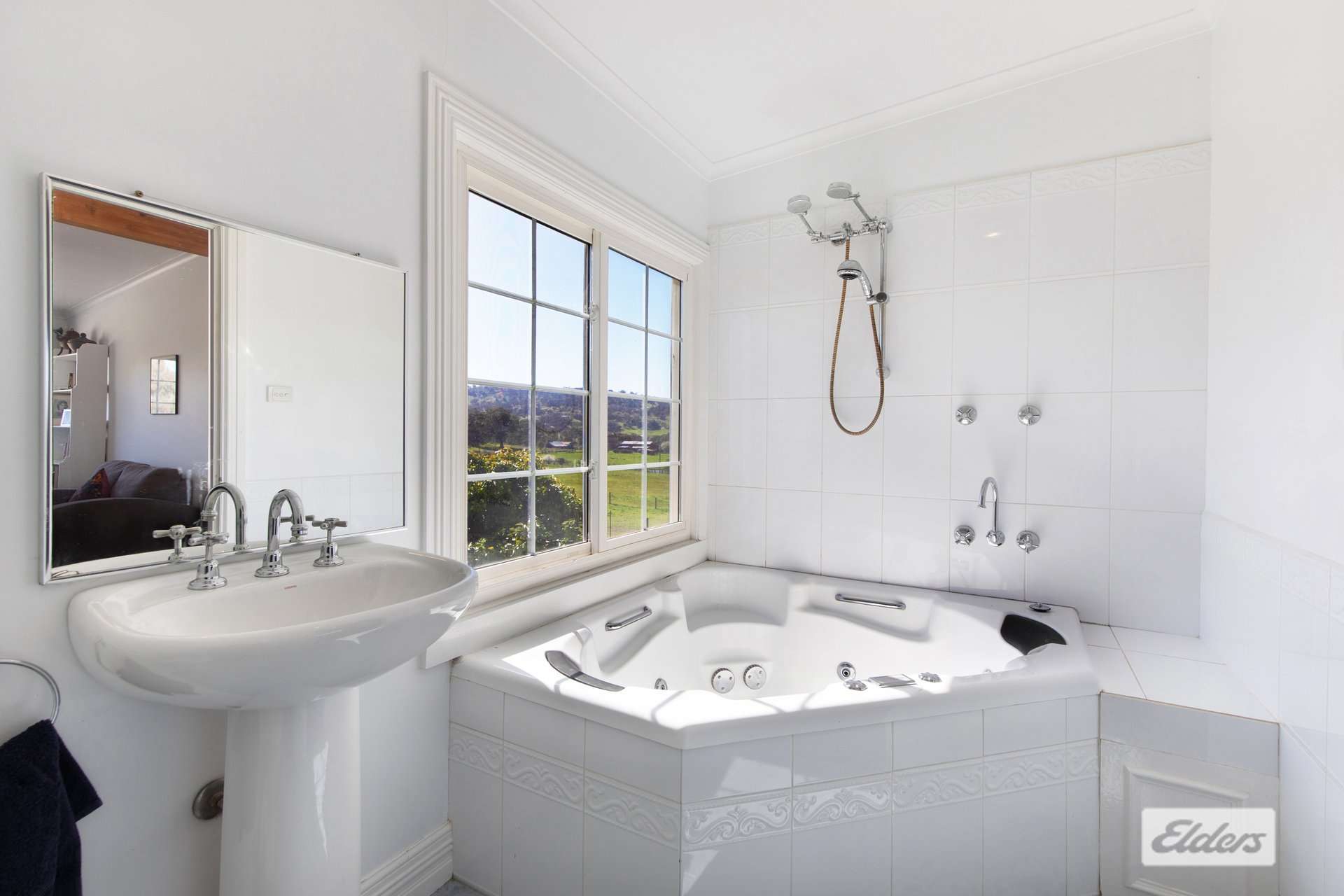 178 Chellews Road, Harcourt North For Sale by Farmbuy.com - image 16