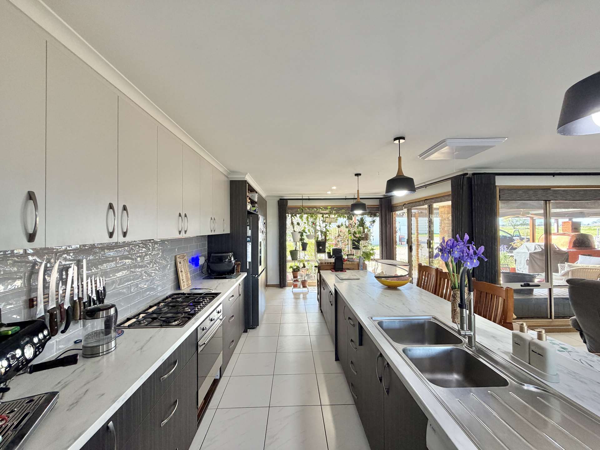 1584 Larissa Road, Yarroweyah For Sale by Farmbuy.com - image 8