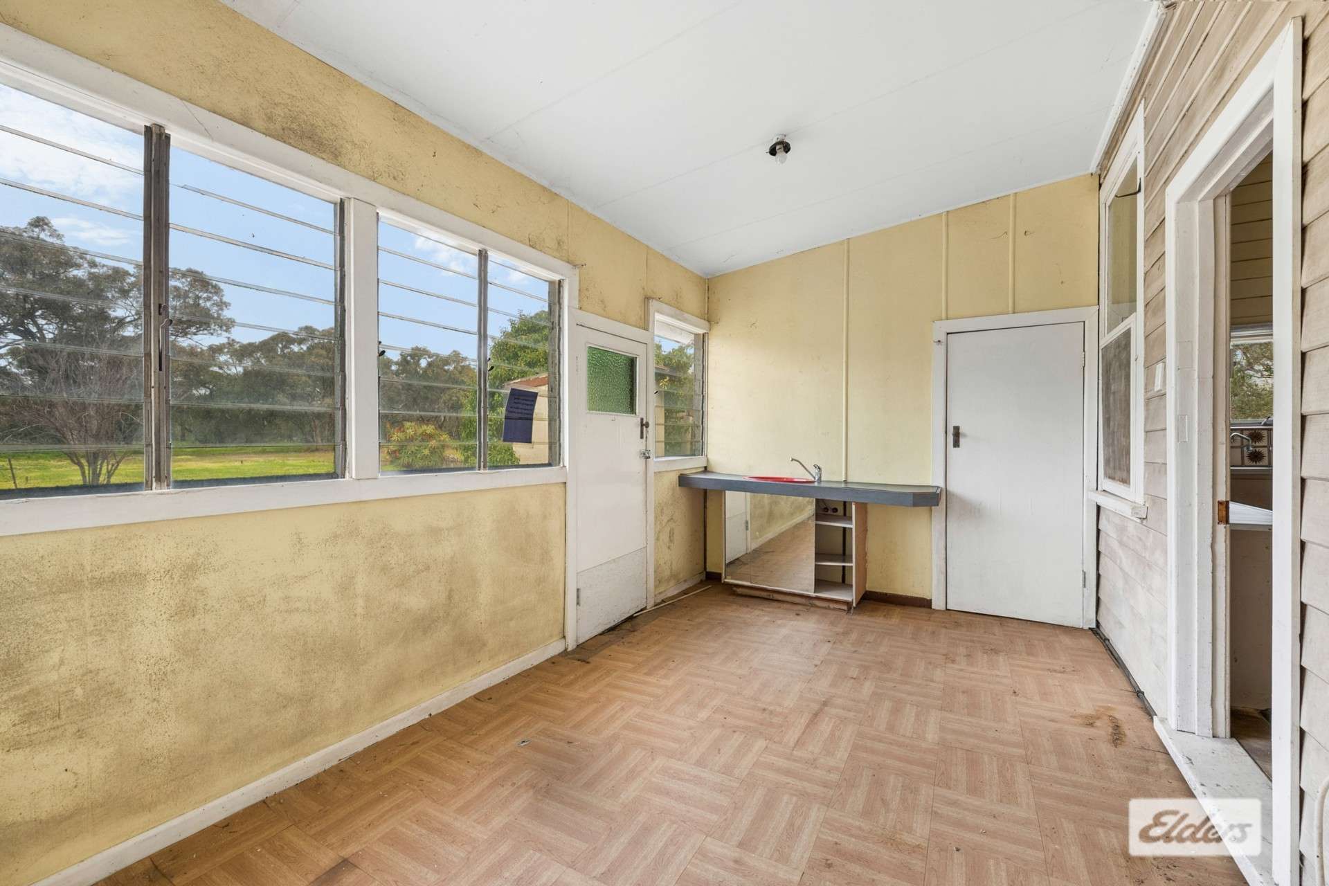 11 Chapel Street, Serpentine For Sale by Farmbuy.com - image 9