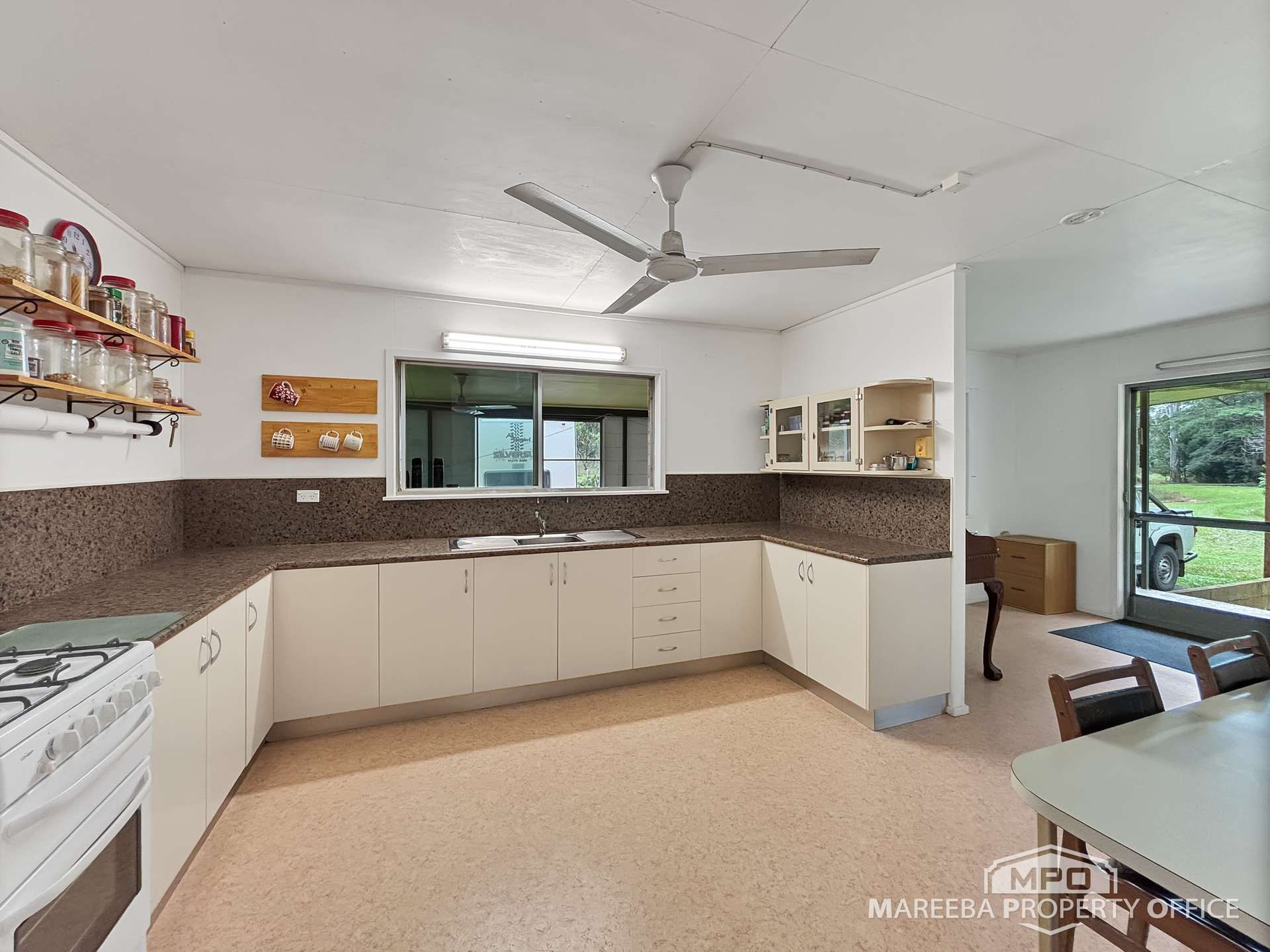64 Sides Road, Julatten For Sale by Farmbuy.com - image 6