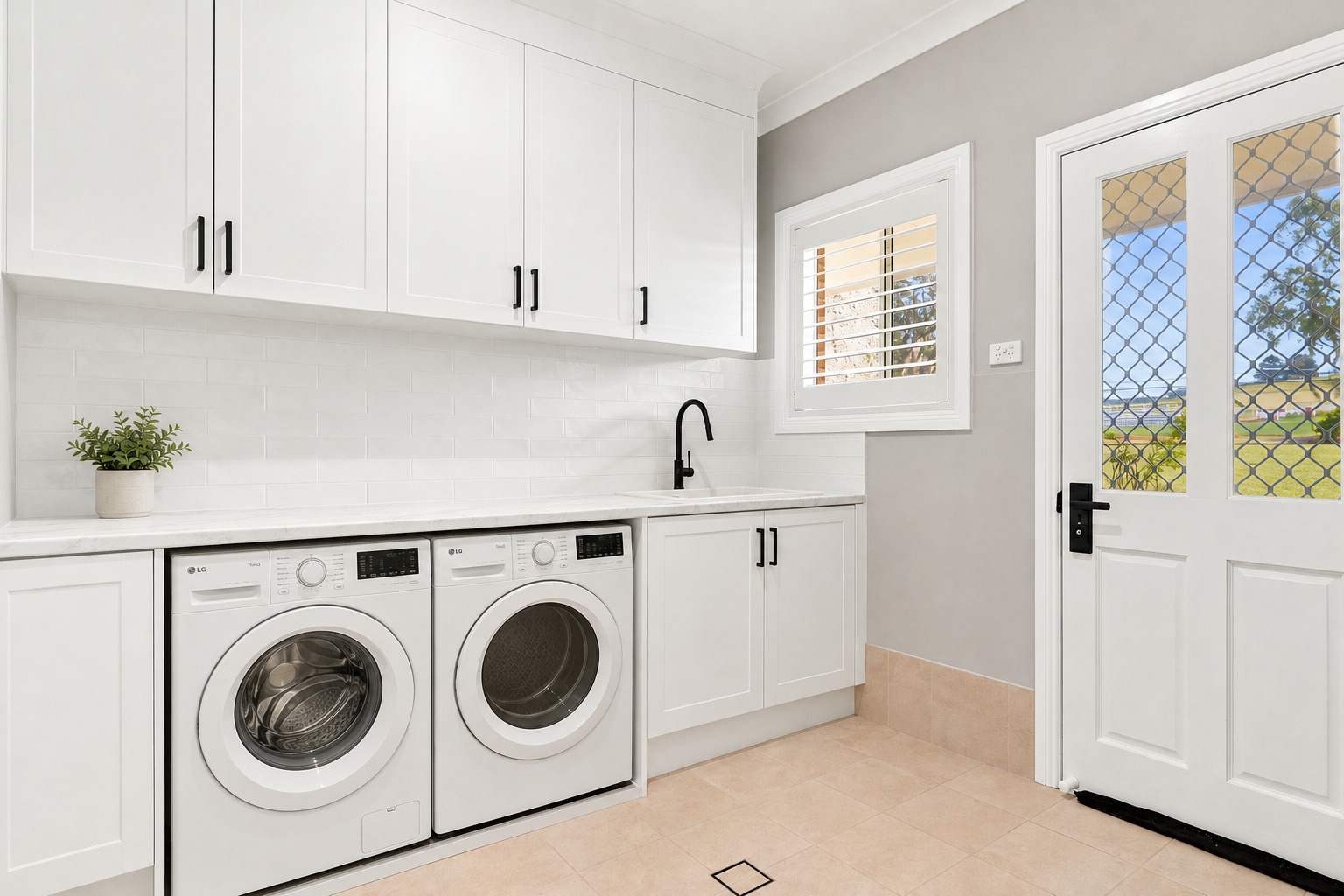 1 Burke Street, Lyndhurst For Sale by Farmbuy.com - image 13