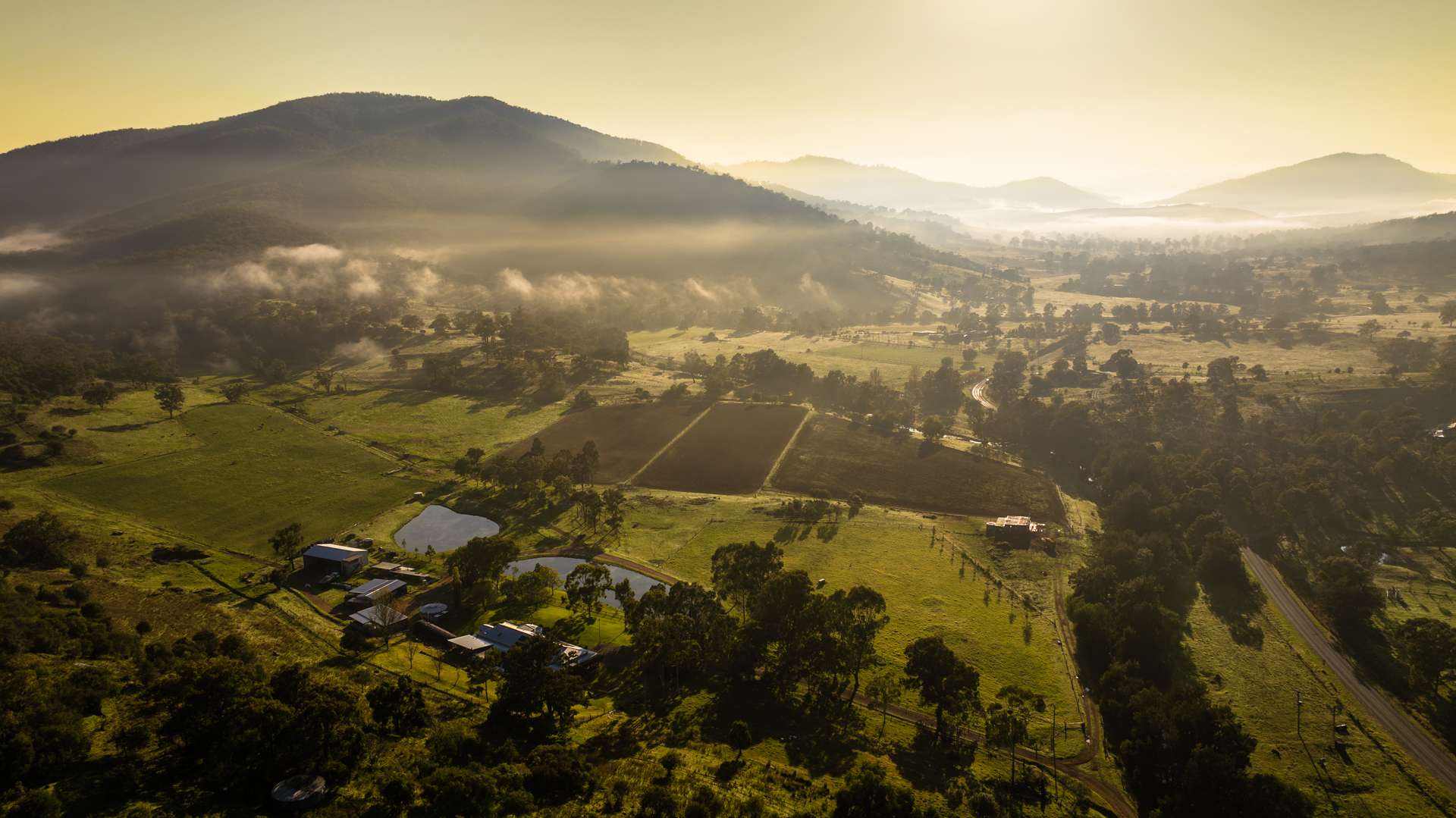 30 Wells Gully Road, McCullys Gap For Sale by Farmbuy.com - image 1